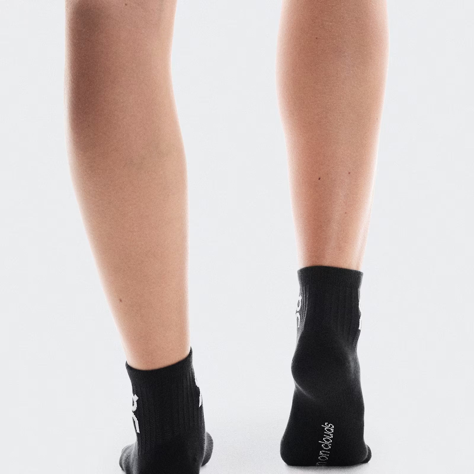 On Logo Sock Mid 3P Black