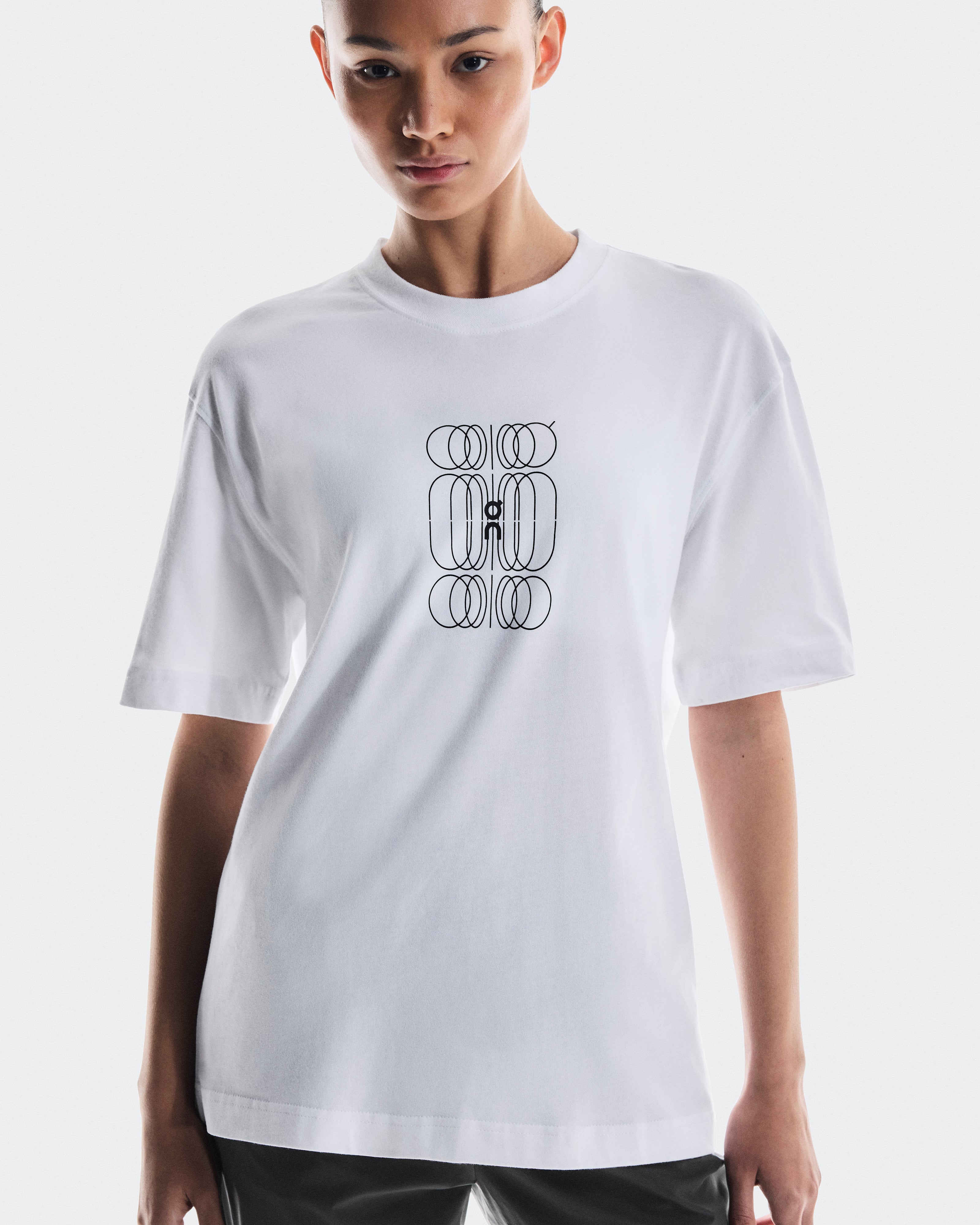 On Club-T Graphic White | Black (Women'S)
