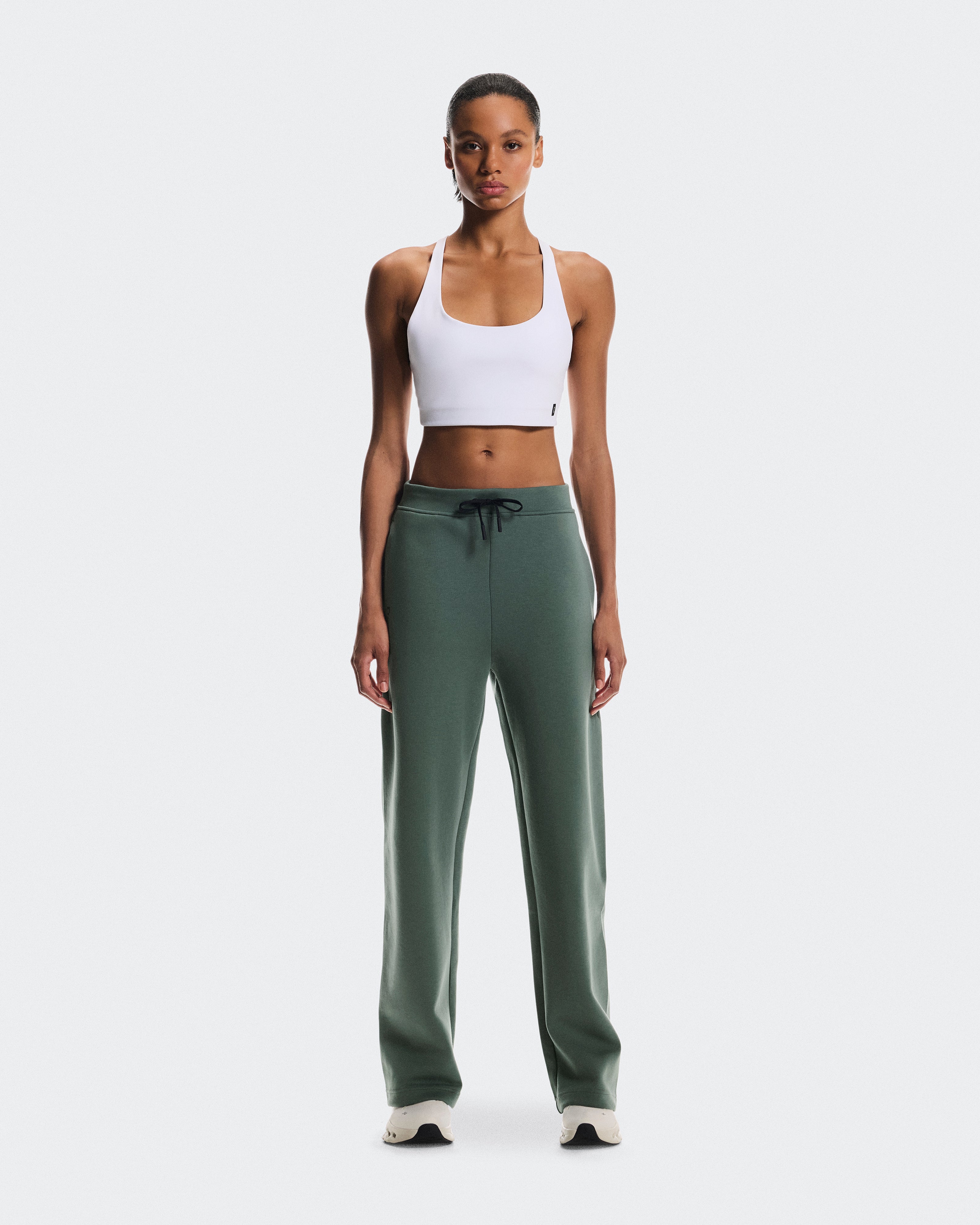On Focus Tech Sweatpants Olive (Women's)