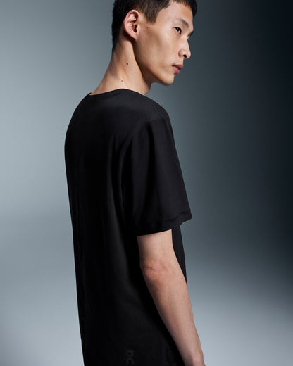 On Studio-T Black
