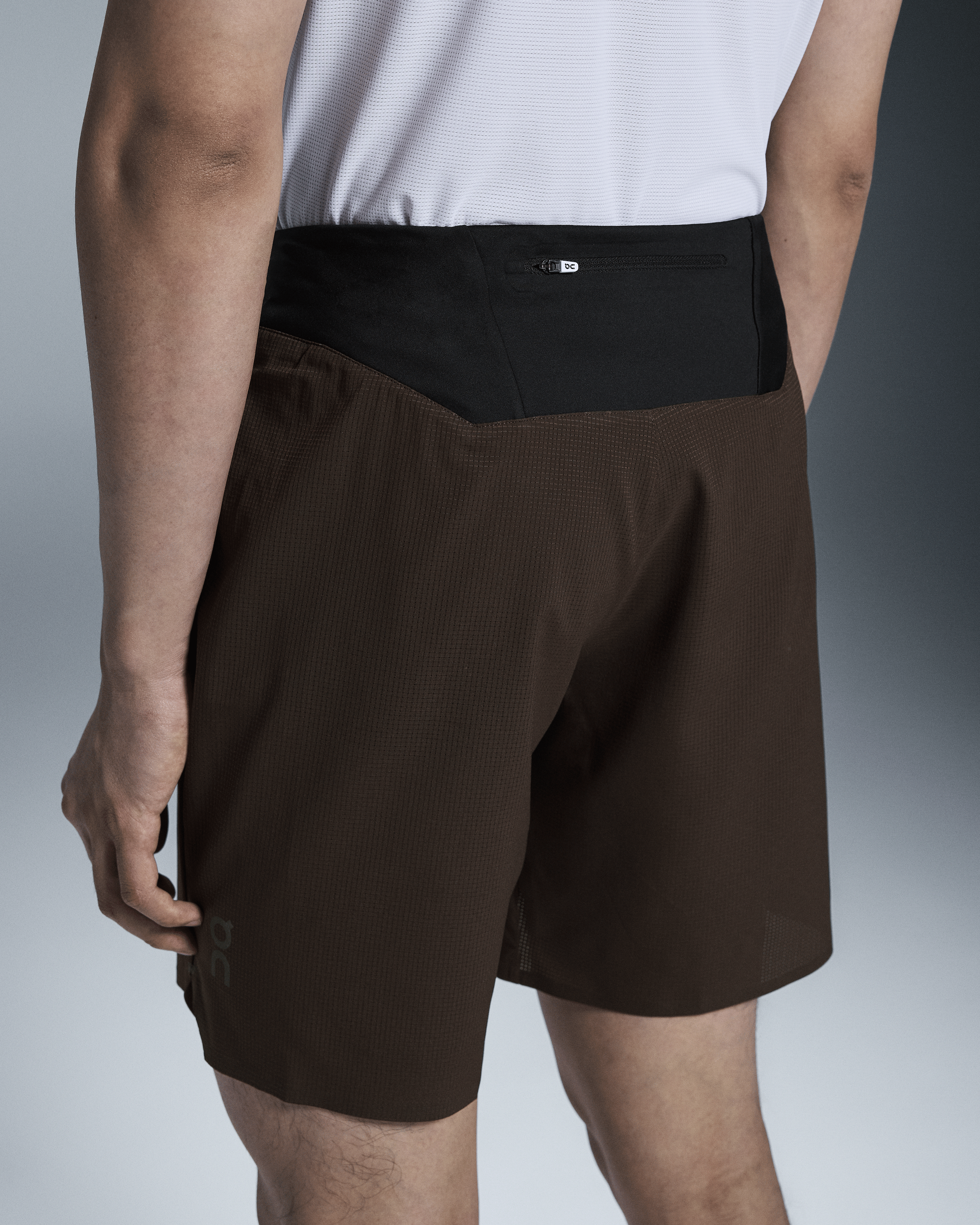 on lightweight shorts Ox | Black