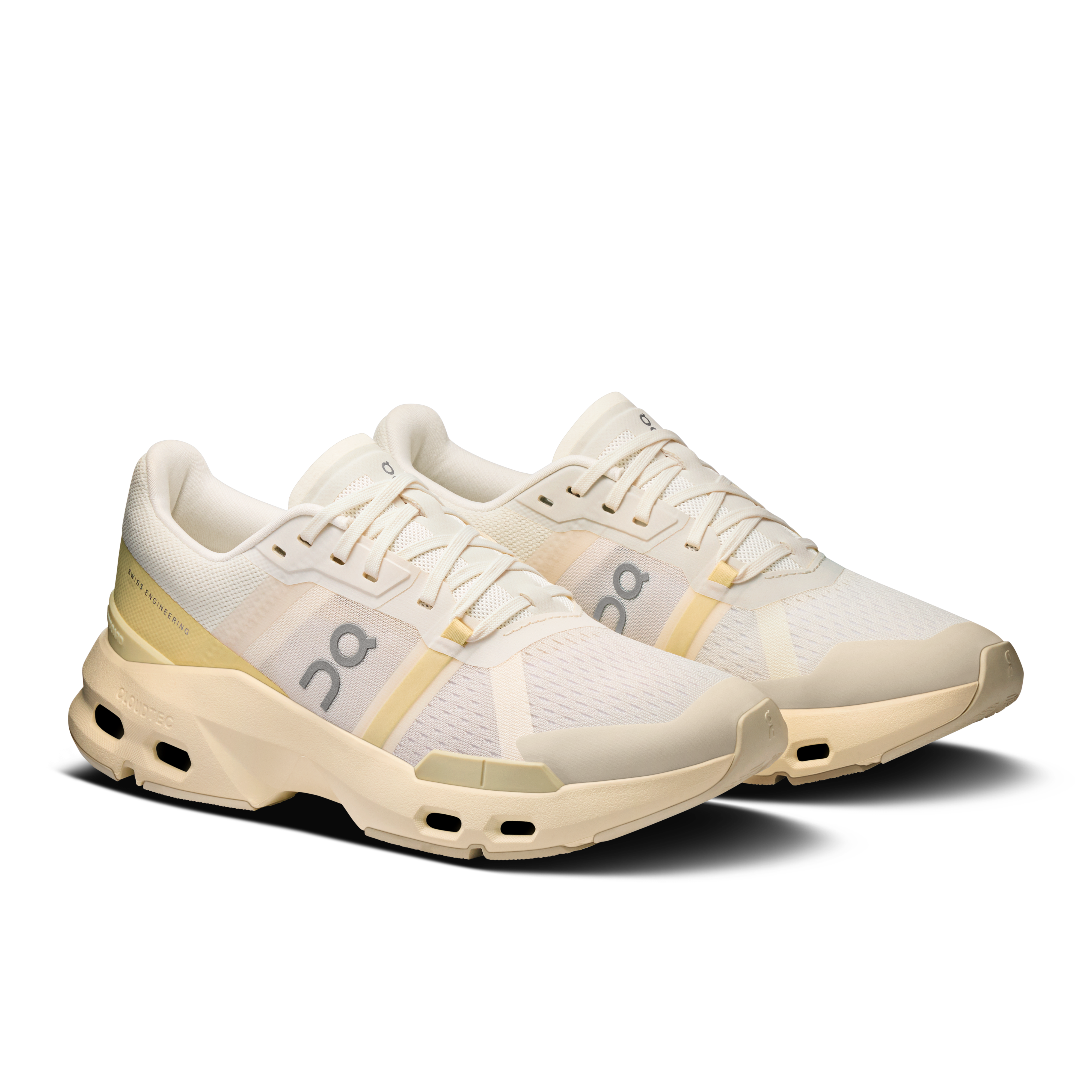 on running cloudpulse ivory tumeric (women's)