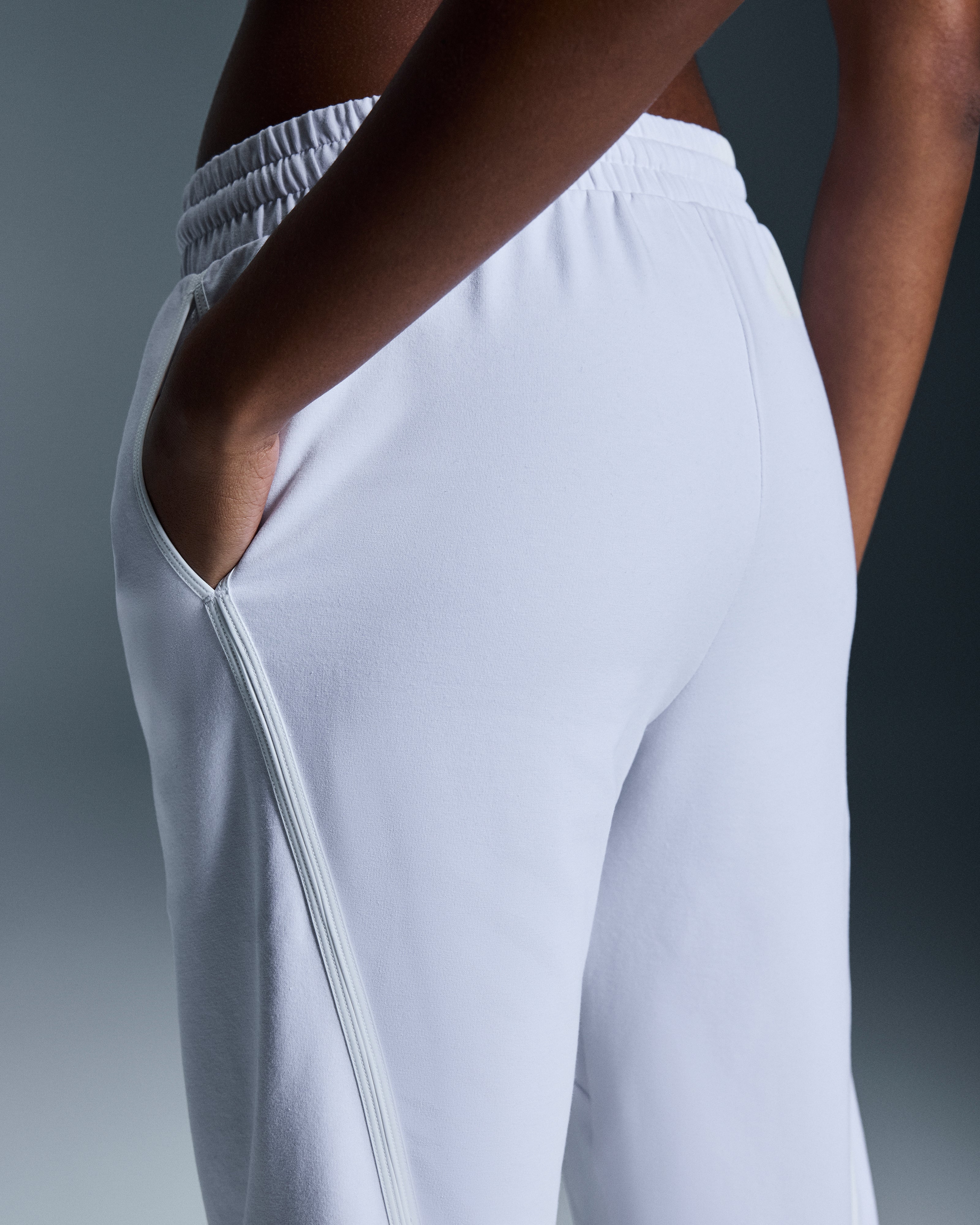 On Studio Joggers White (Women's)