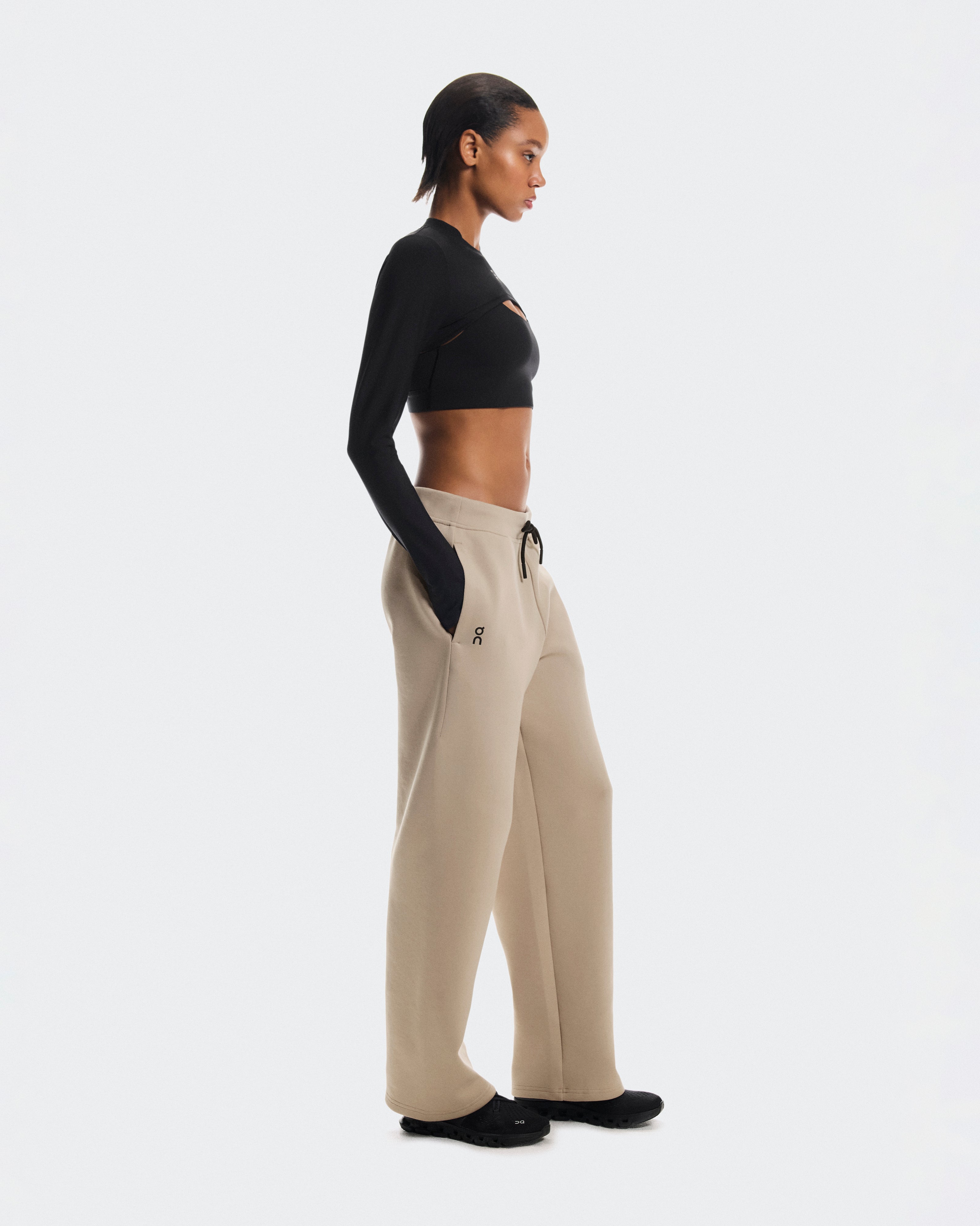 On Focus Tech Sweatpants Desert (Women'S)