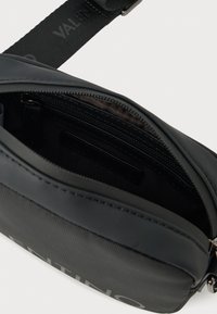 Valentino Dragonhawk Cross Body Bag Nero