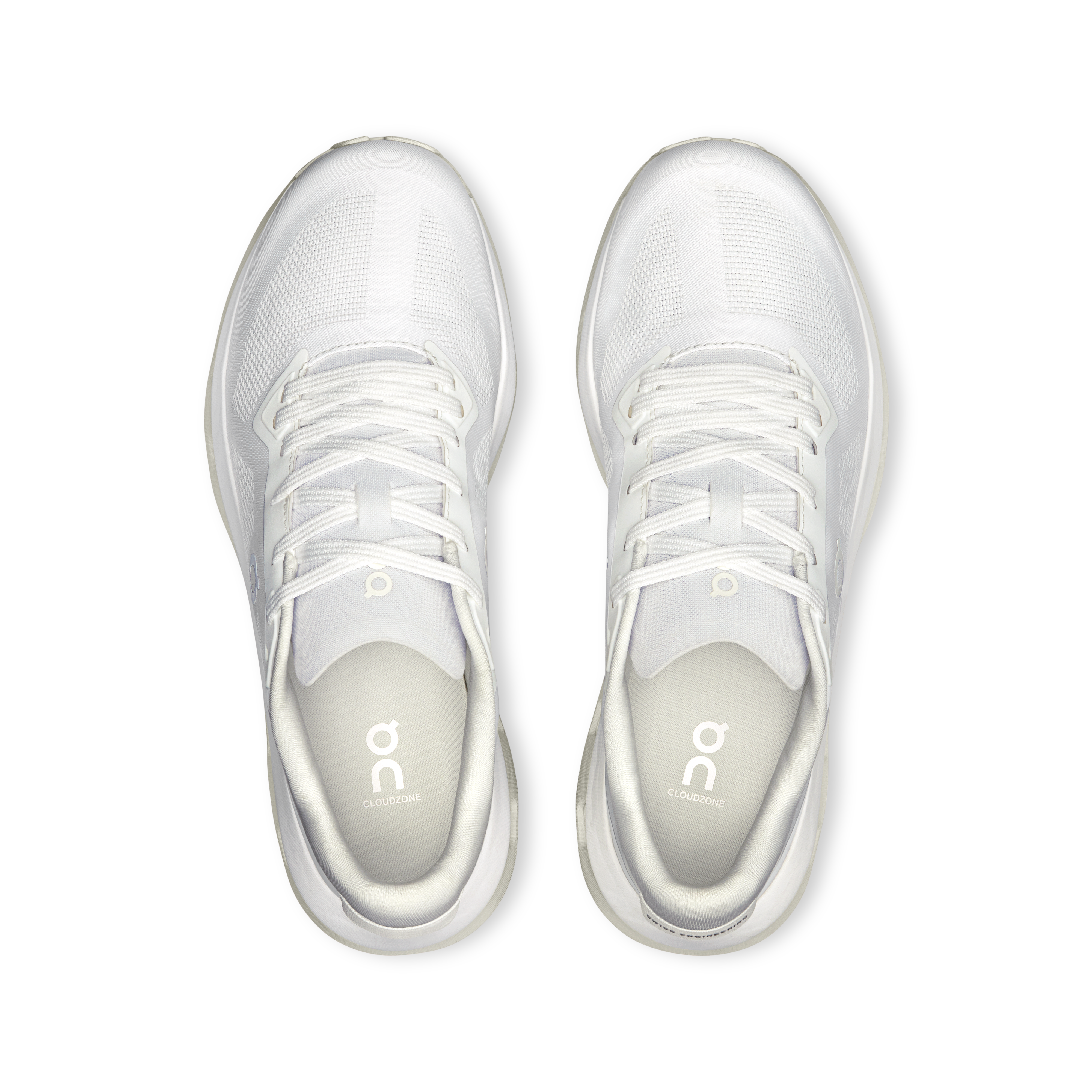 on running cloudzon runninge white (women's)