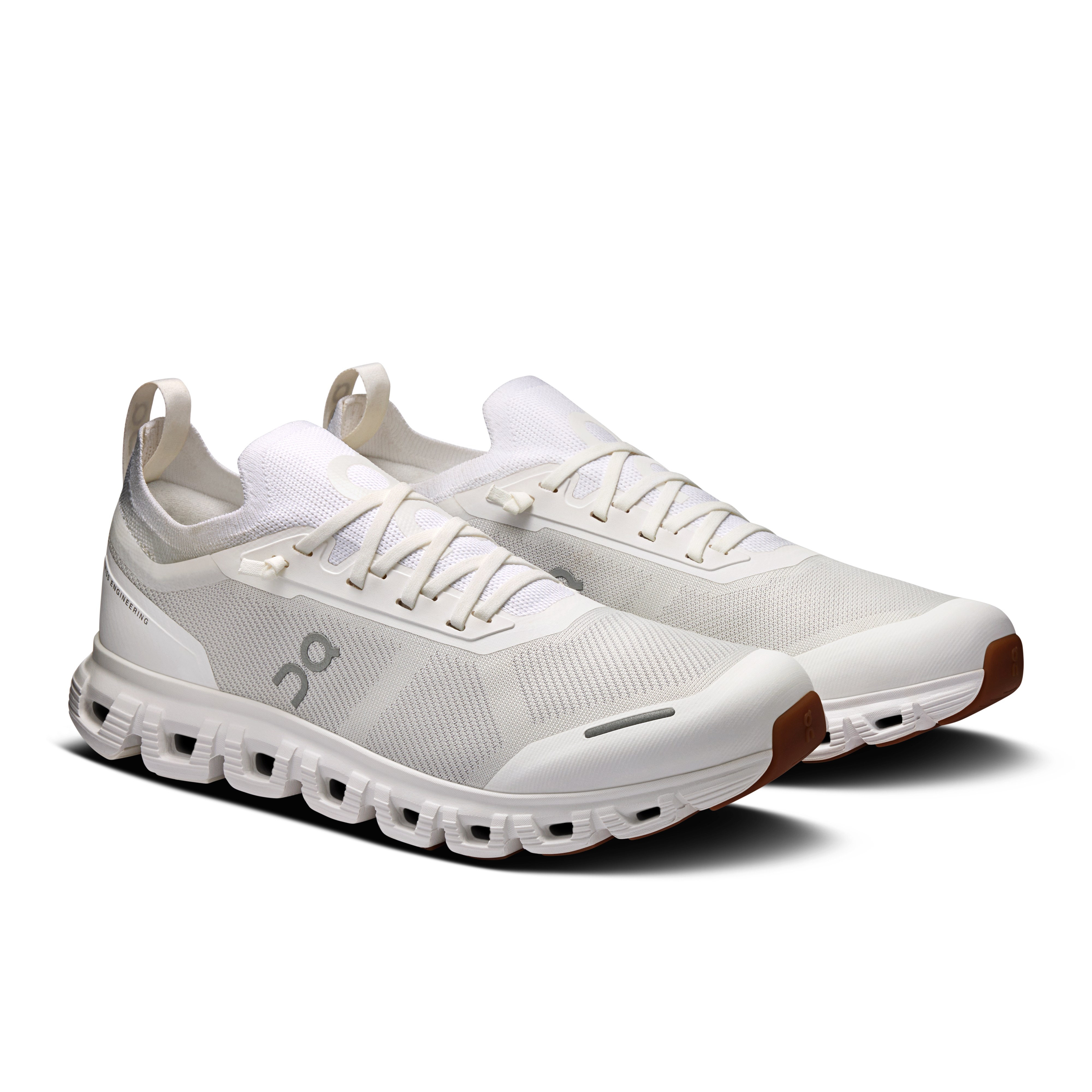 On Cloud 6 Versa White White