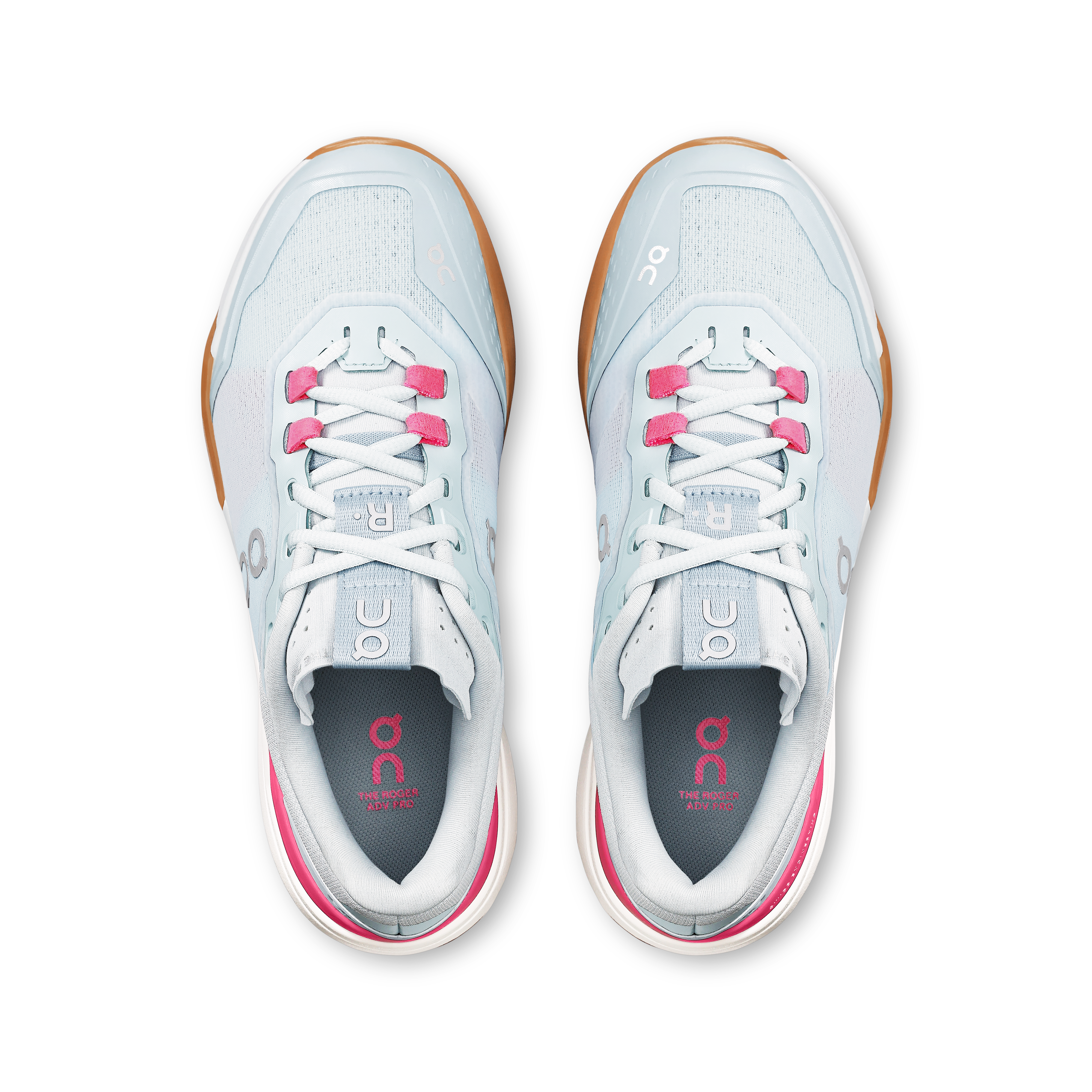 on running the roger advantage pro arctic white (women's)