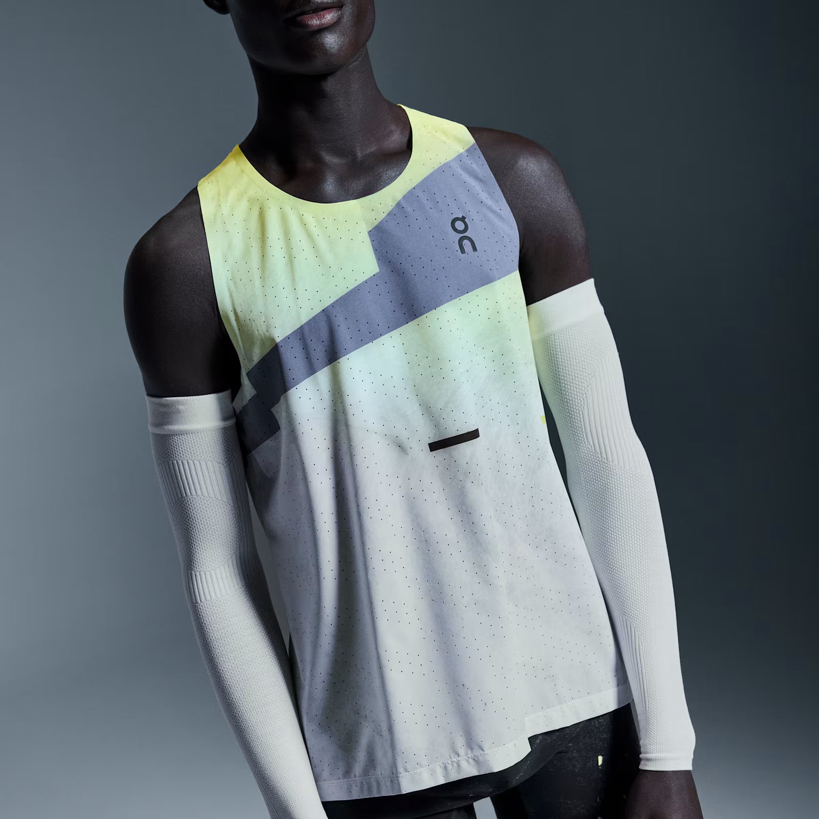 On Race Singlet Limelight | Glacier