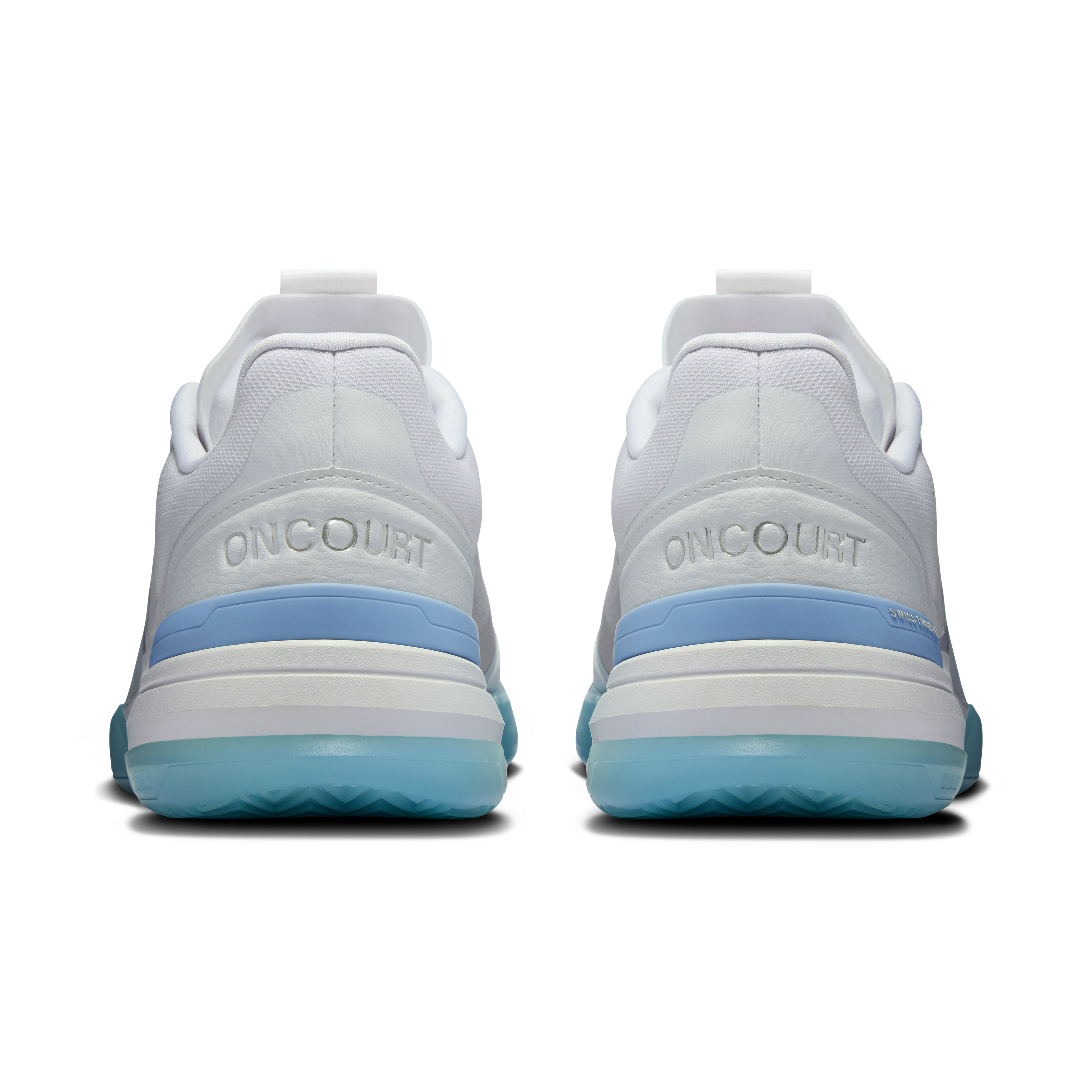 on running the roger advantage pro white chambray (women's)