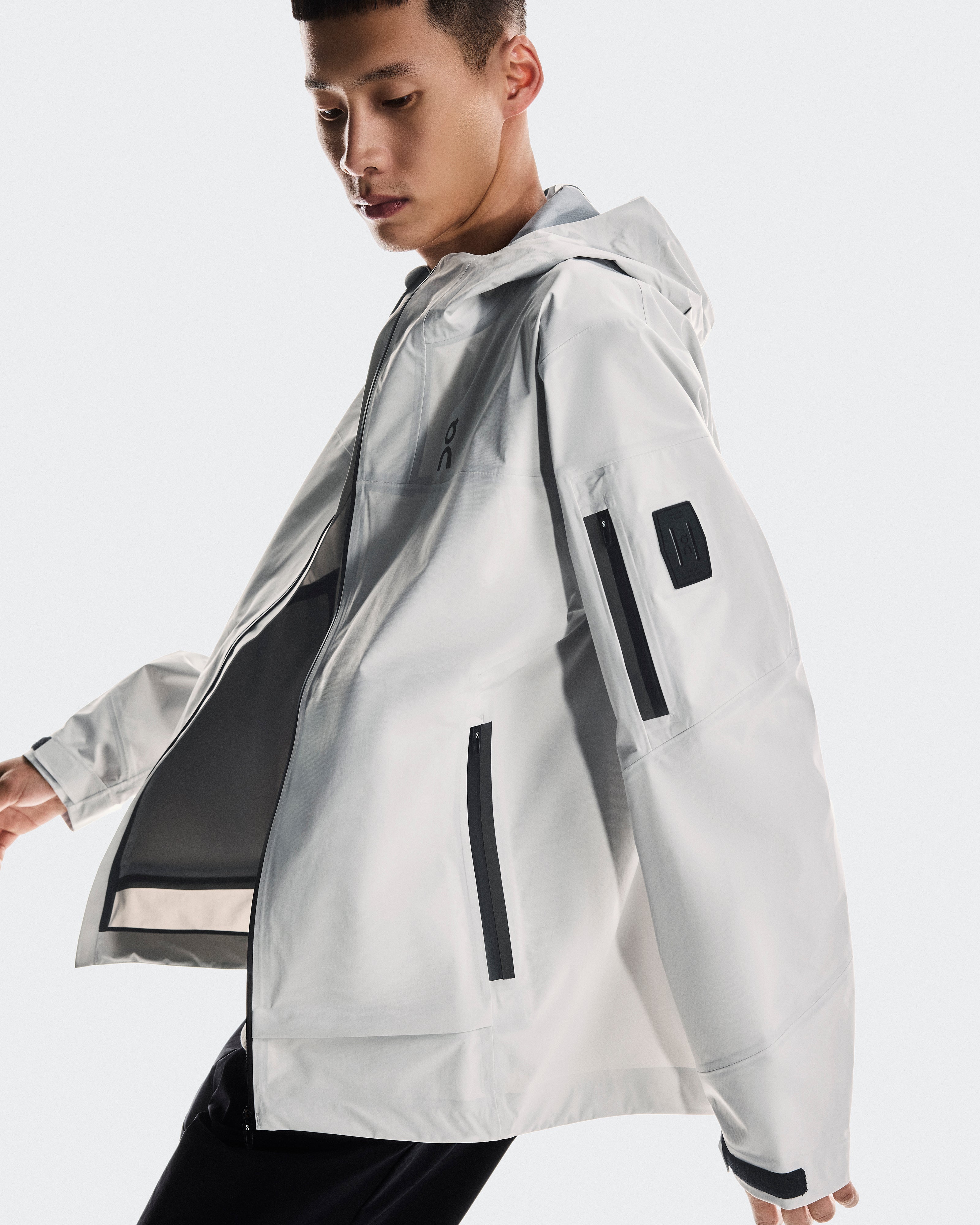 On Trek Jacket Silver