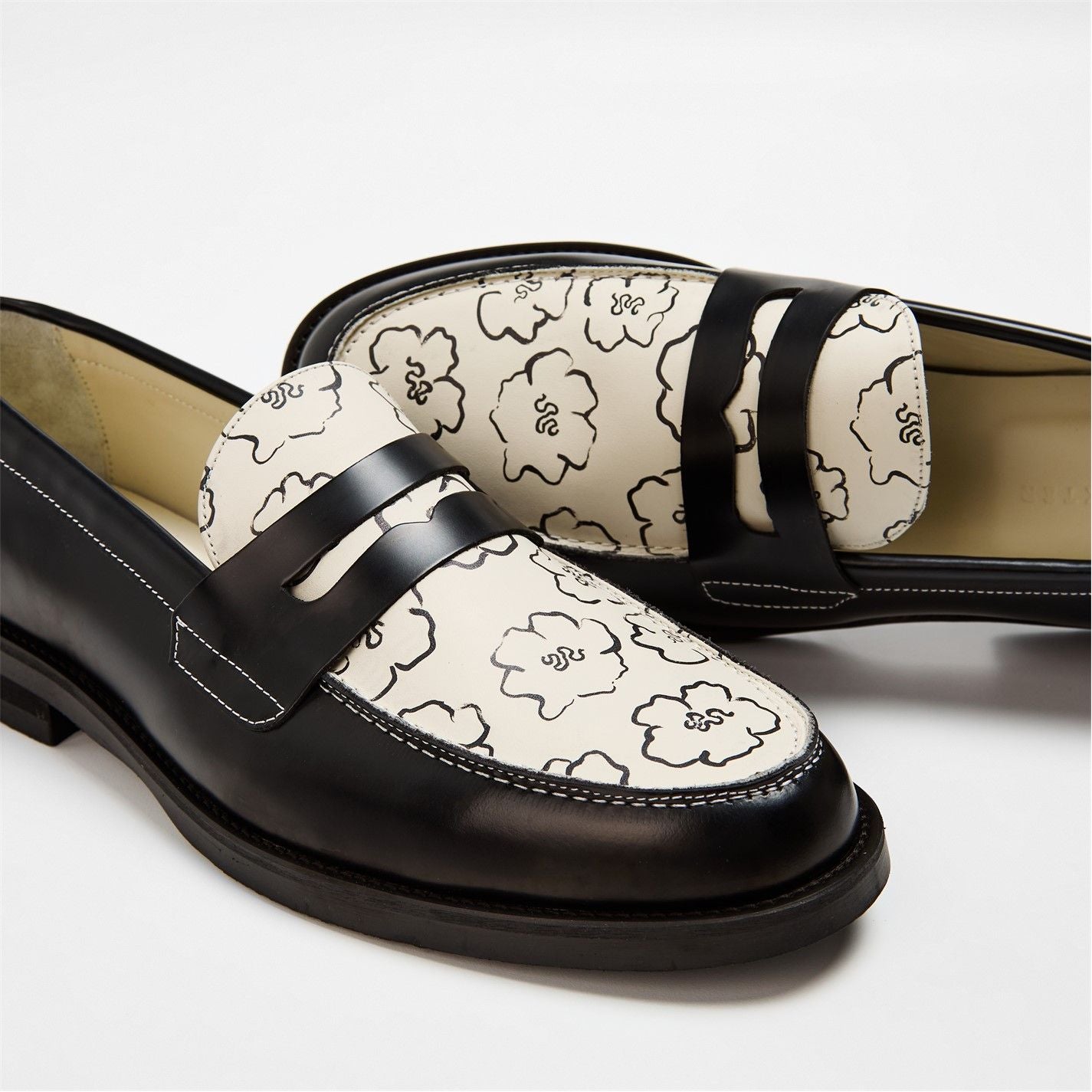  Floral Sketch Penny Loafers Black