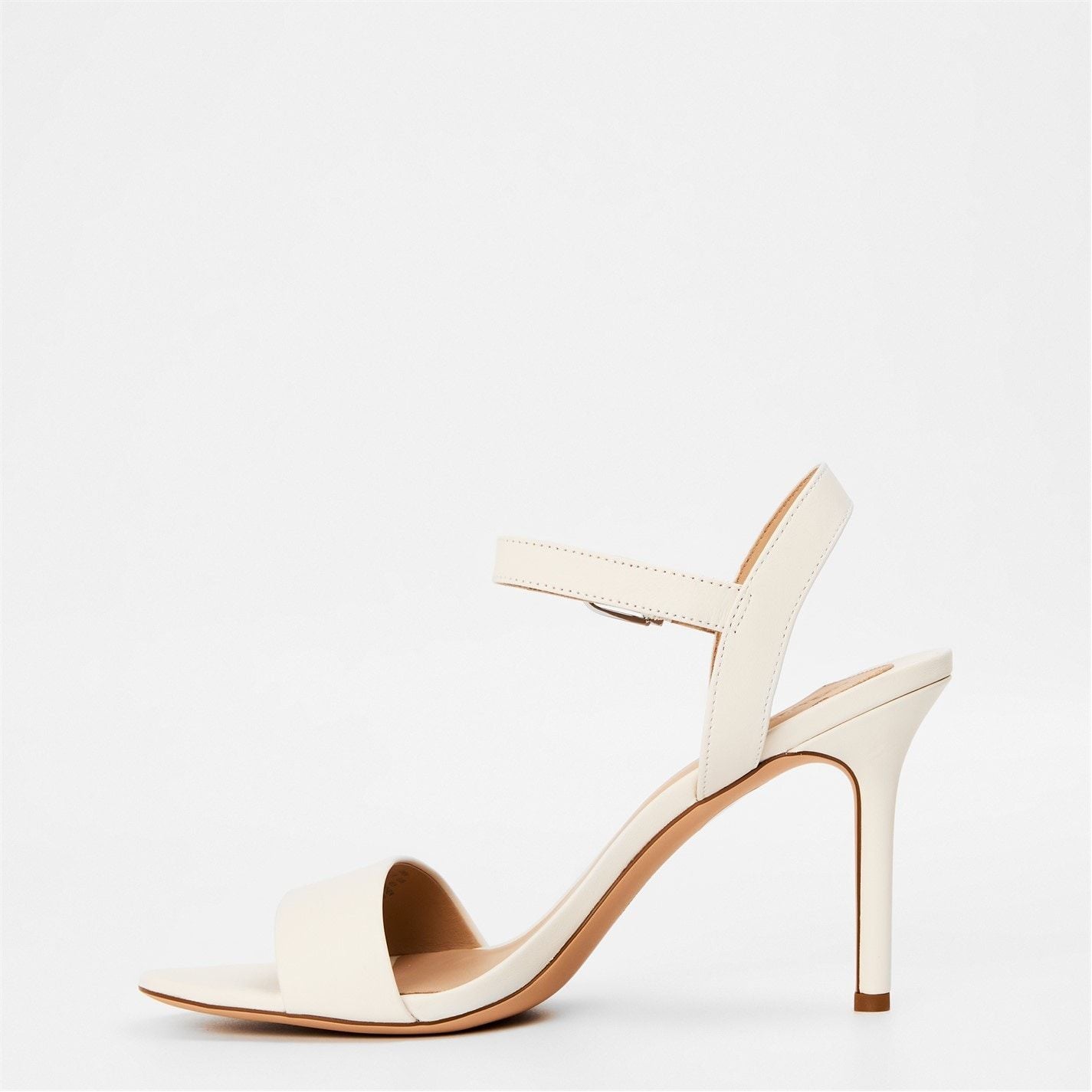  Gwen Sandals Soft White