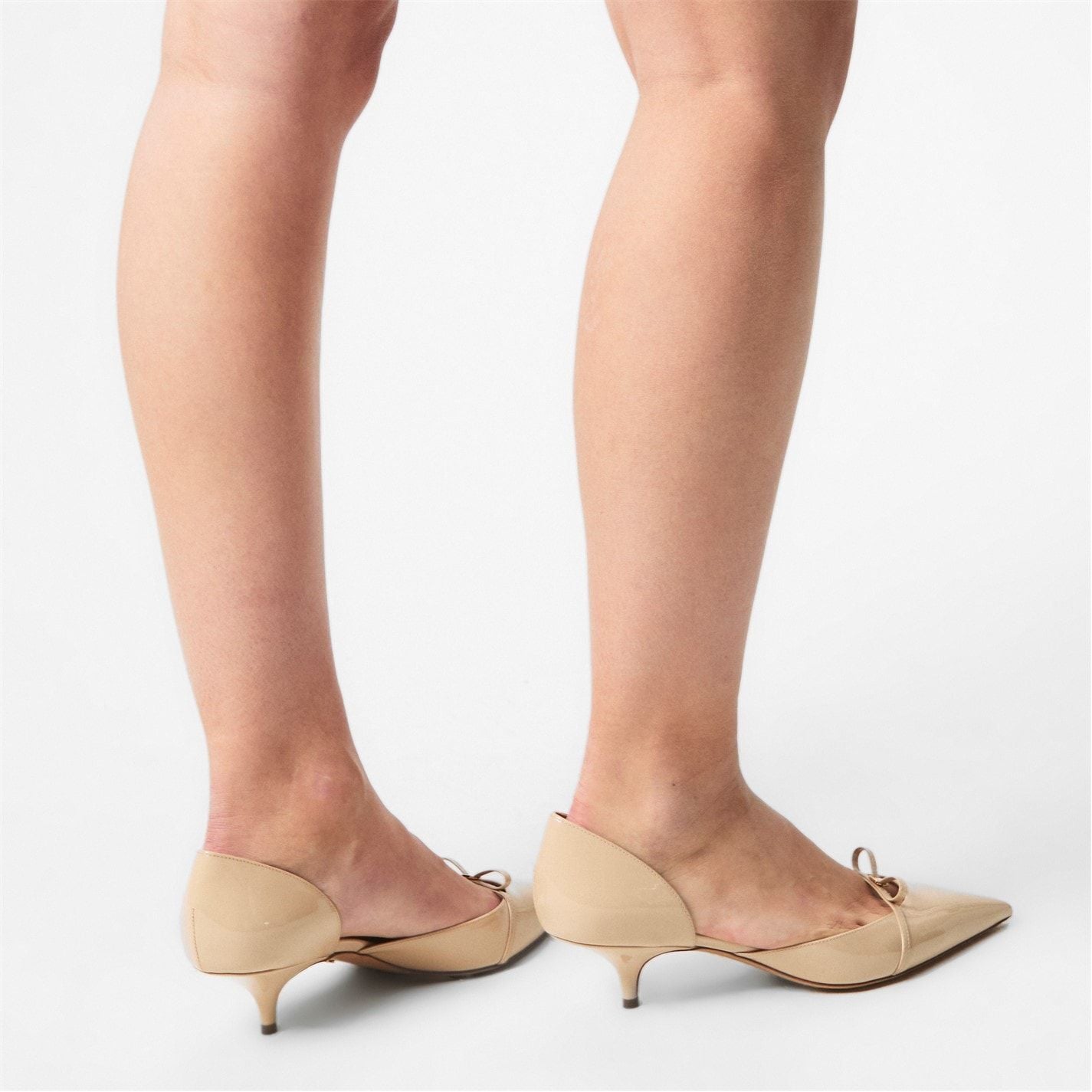  Gyoia 40 Pumps Nude