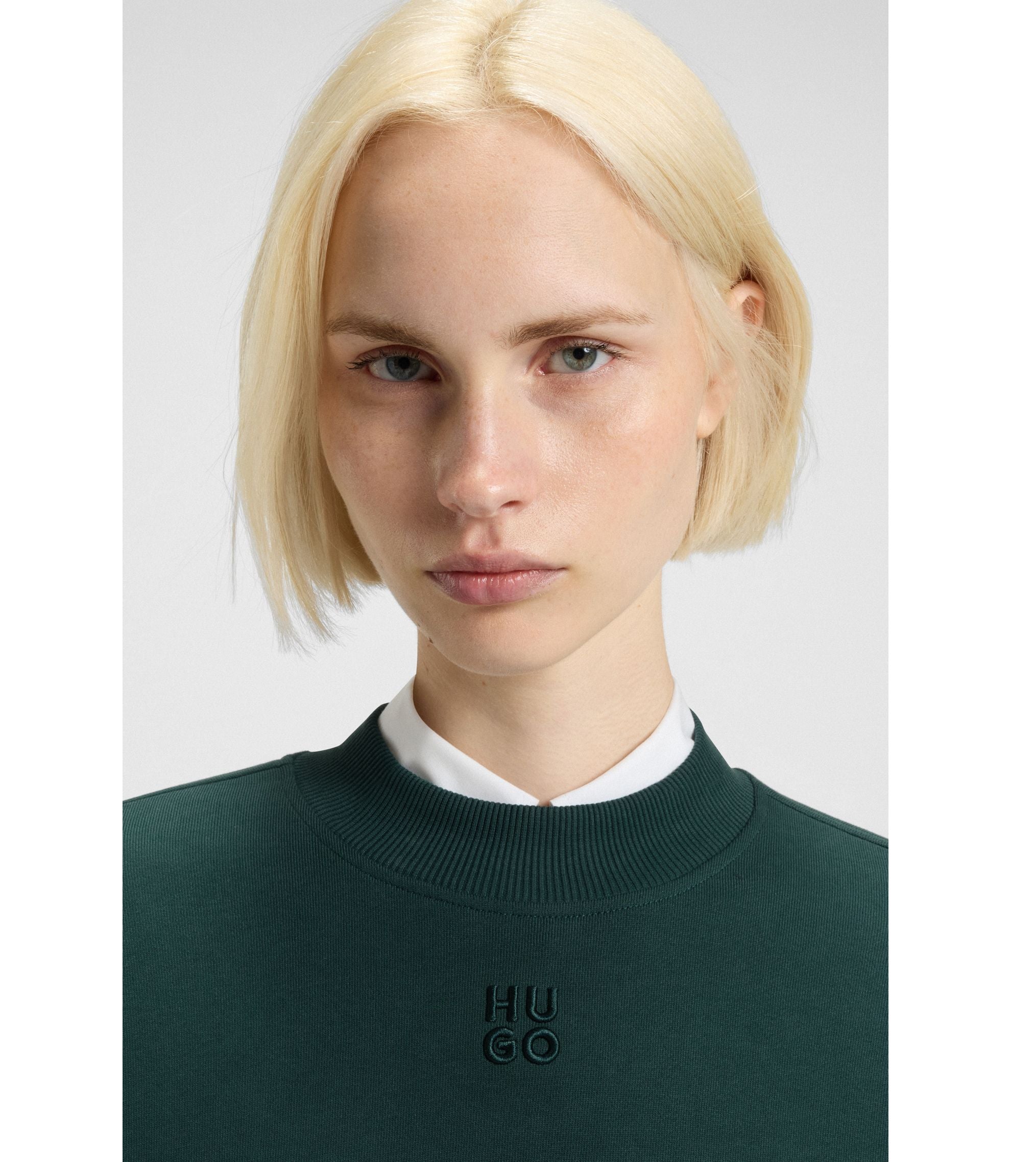 #color_dark-green