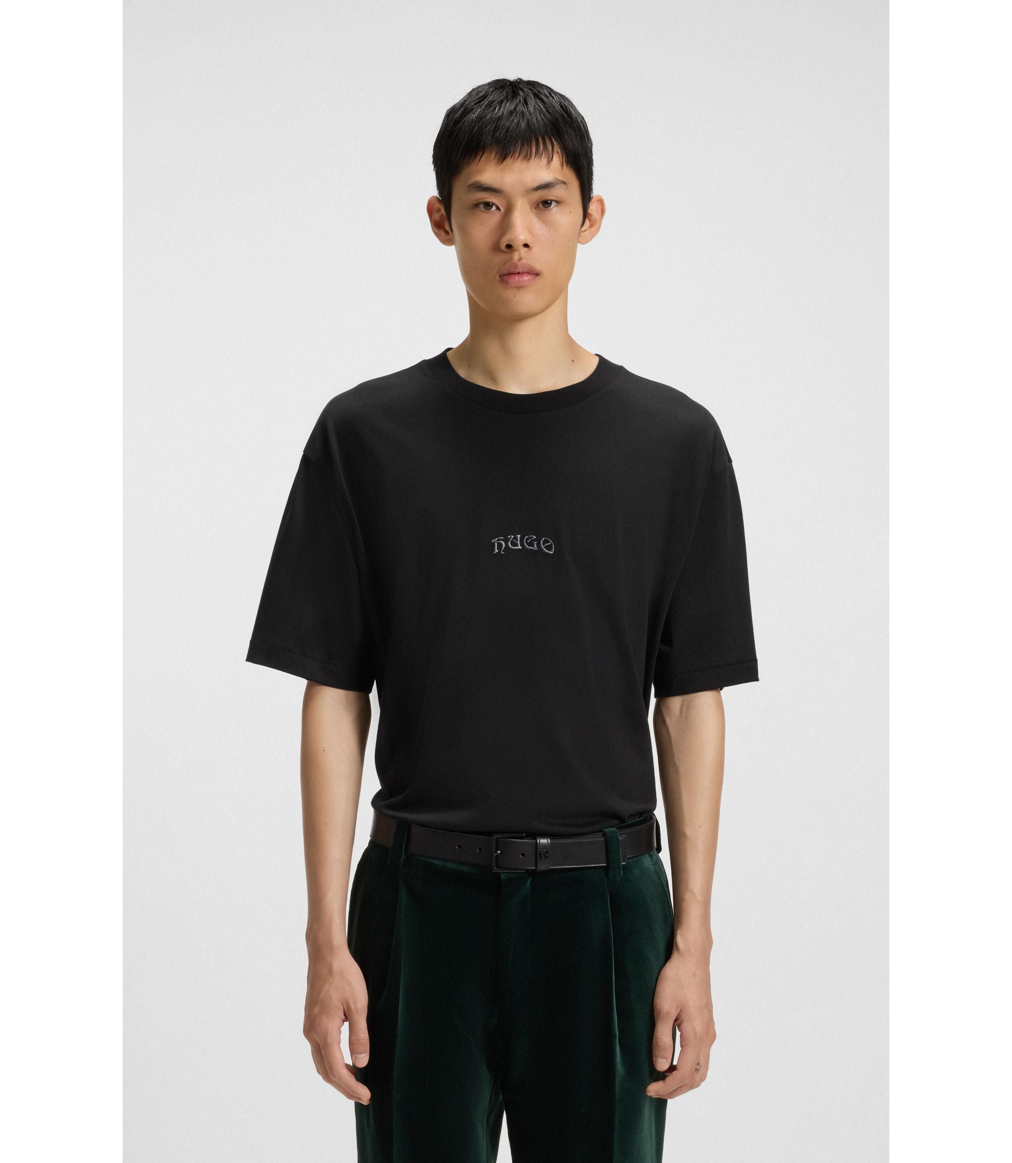 Hugo Embroidered Logo T Shirt In Cotton Jersey Black