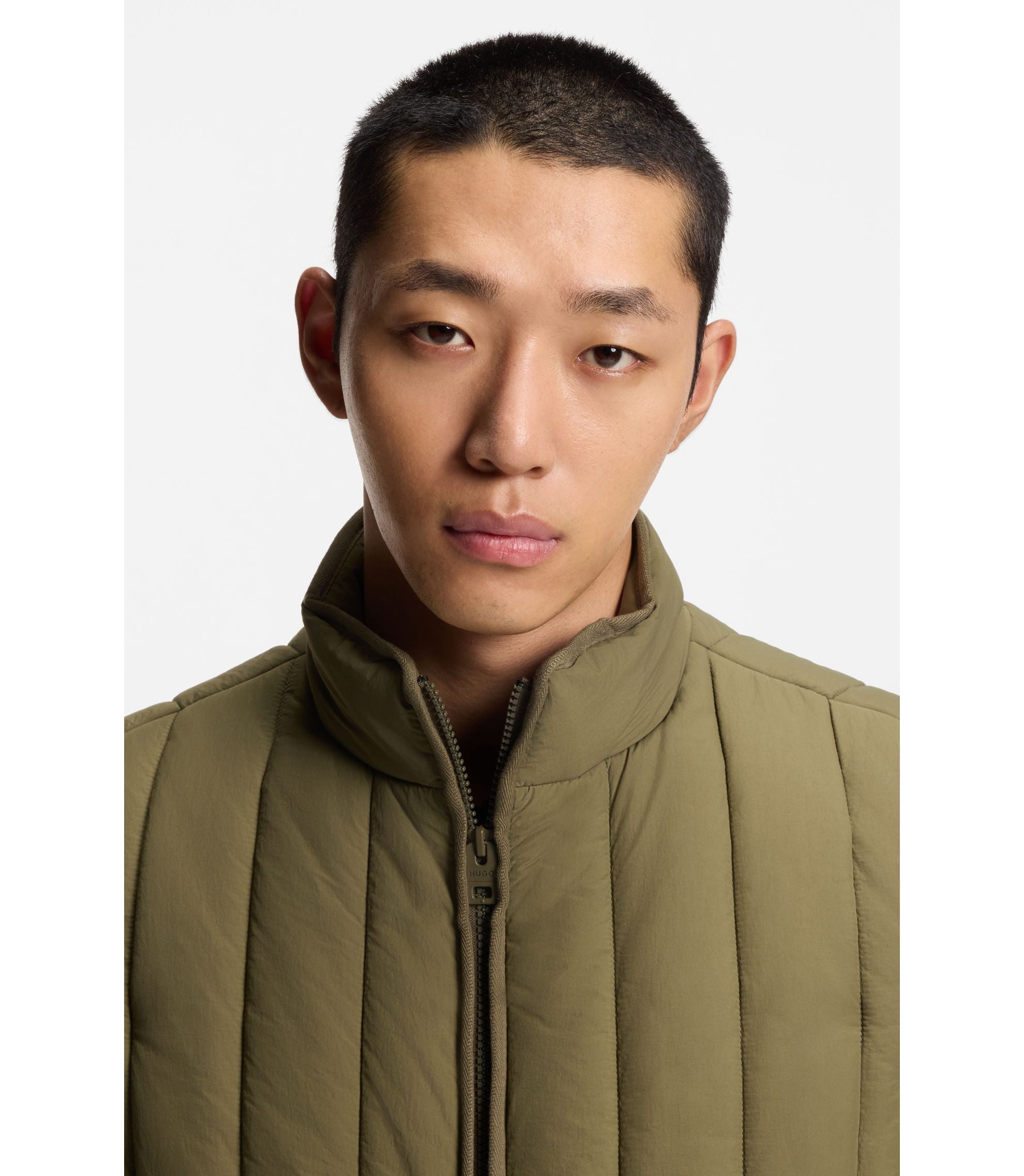Hugo Lightweight Gilet With Vertical Quilting Light Green