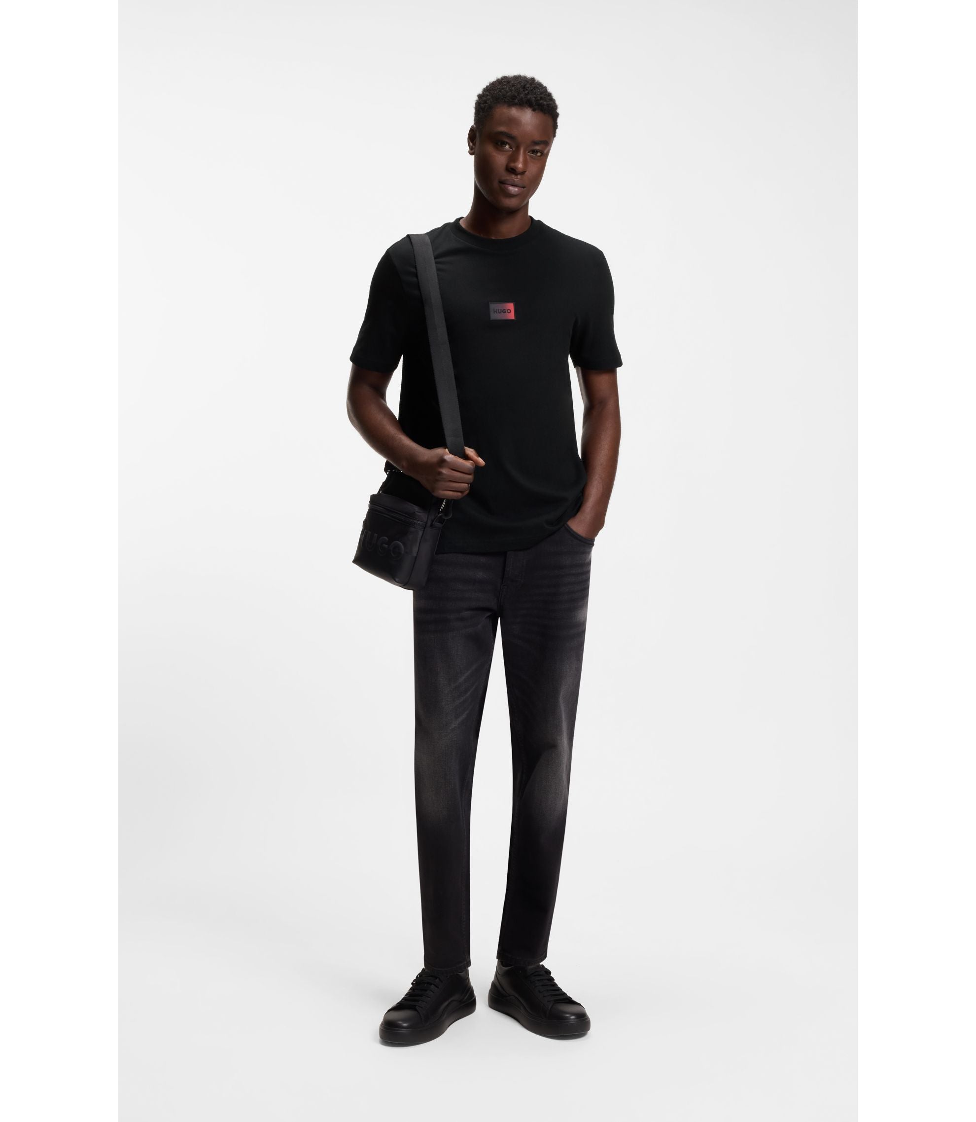 Hugo Gradient Logo T Shirt In Cotton Jersey Black