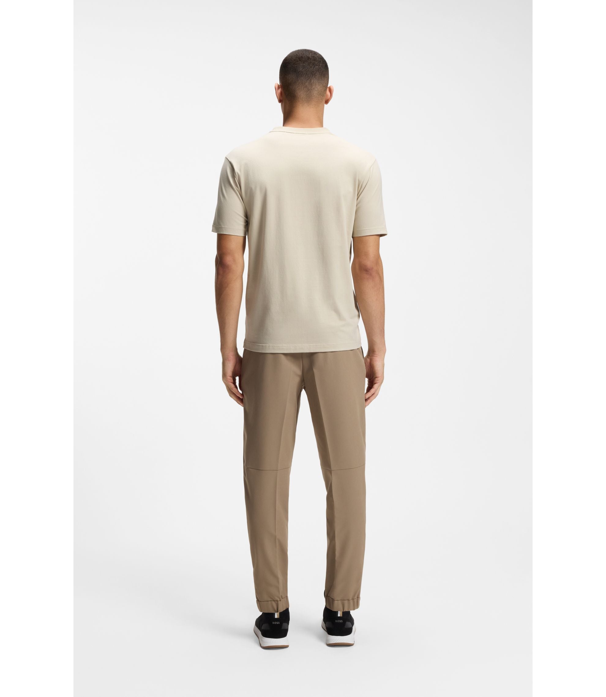 #color_light-beige