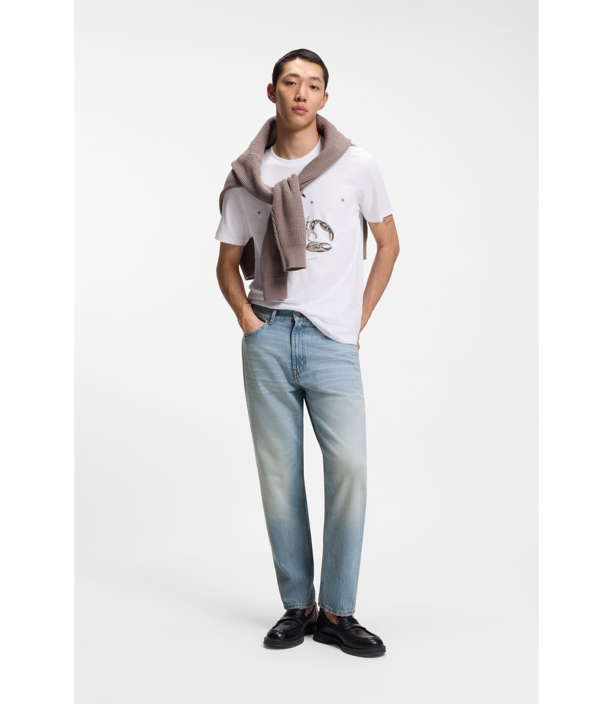 Hugo Relaxed Tapered Fit Jeans In Bright Blue Denim Blue