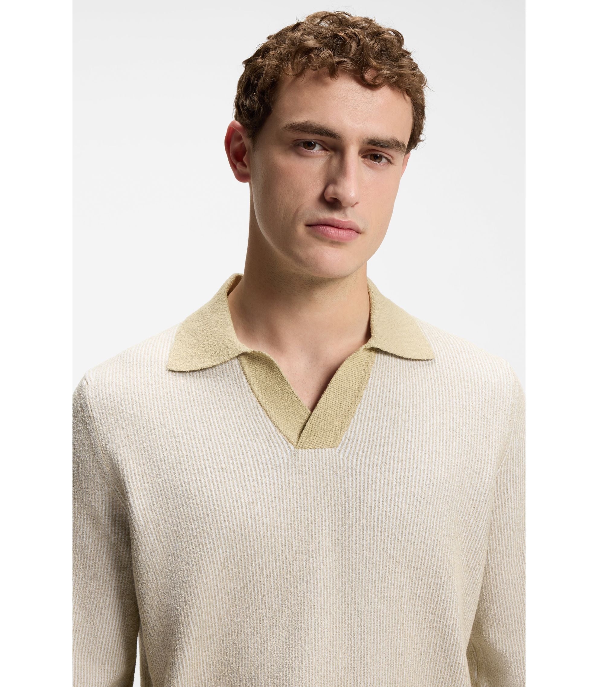 #color_light-beige