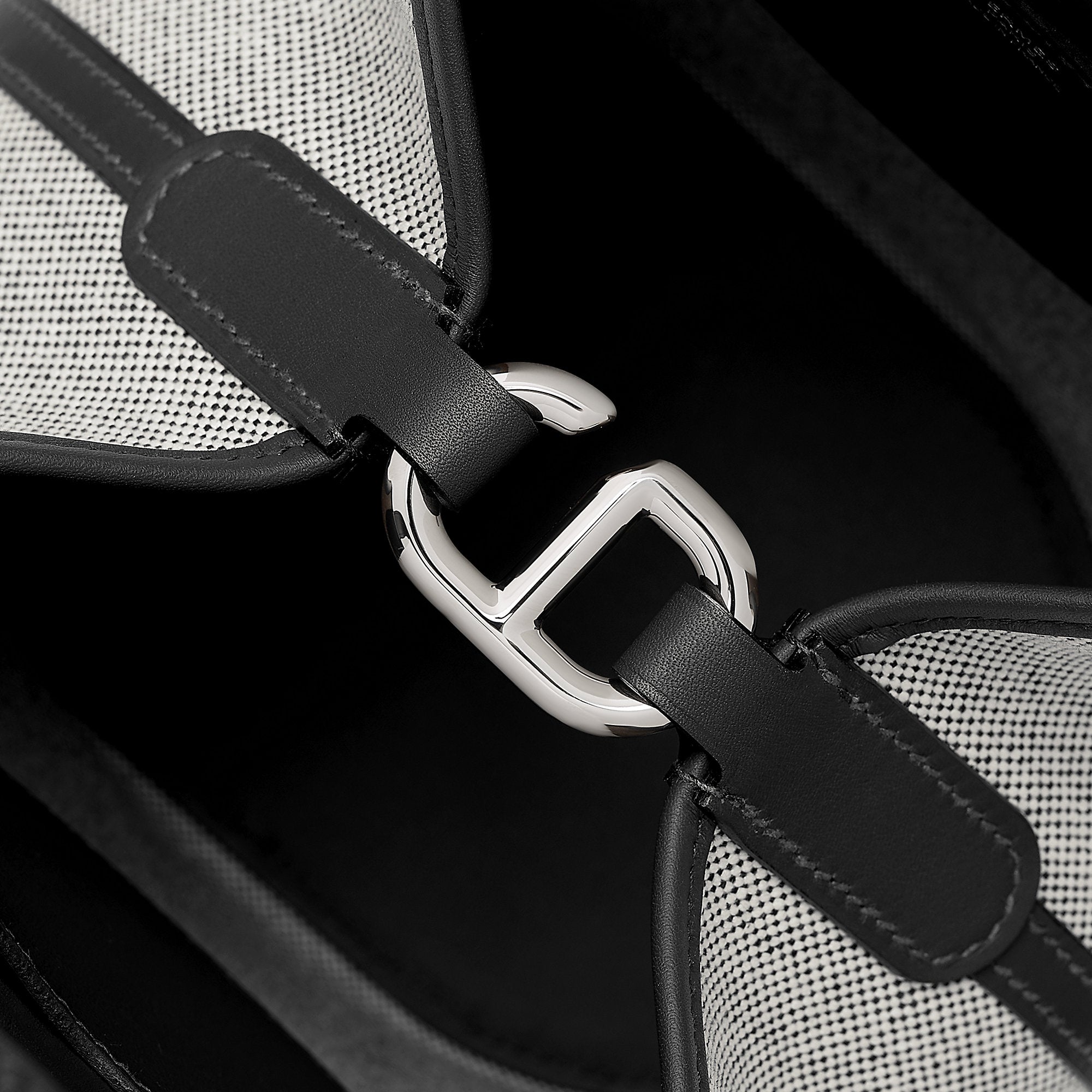  Hermes Herms In The Loop 18 Bag Noir