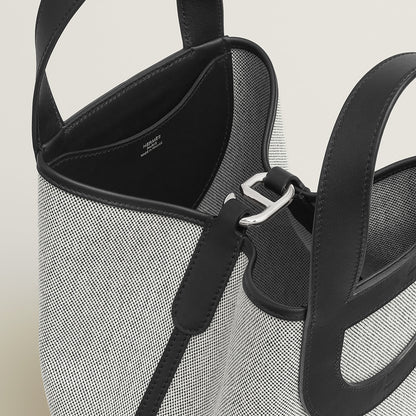  Hermes Herms In The Loop 23 Bag Cru