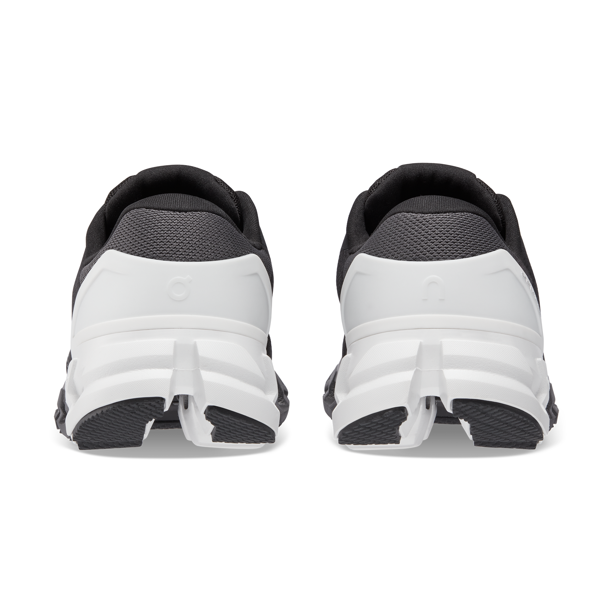 On Cloudflyer 4 Wide Black White (Women'S)
