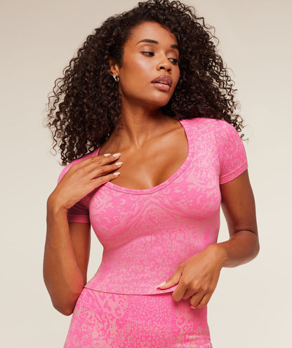 Women's Gymshark Adapt Animal X Whitney Short Sleeve Top Electric Pink