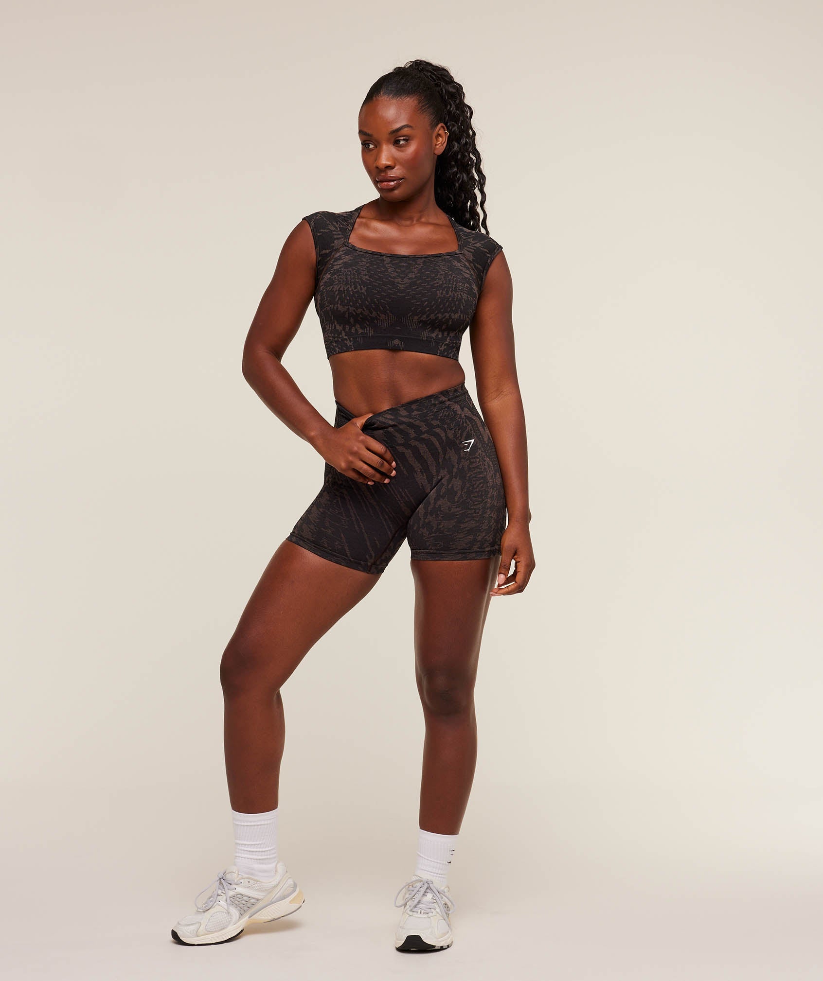 Women's Gymshark Adapt Houndstooth Midi Top Black