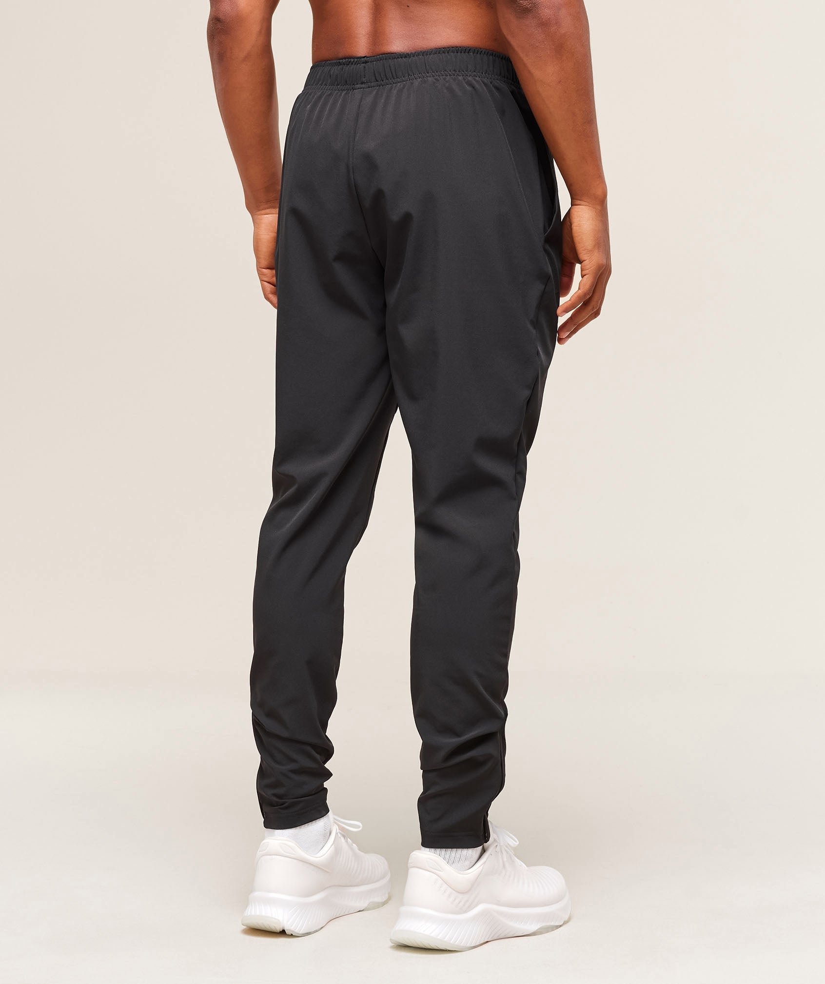 Gymshark Arrival Woven Tall Joggers Black
