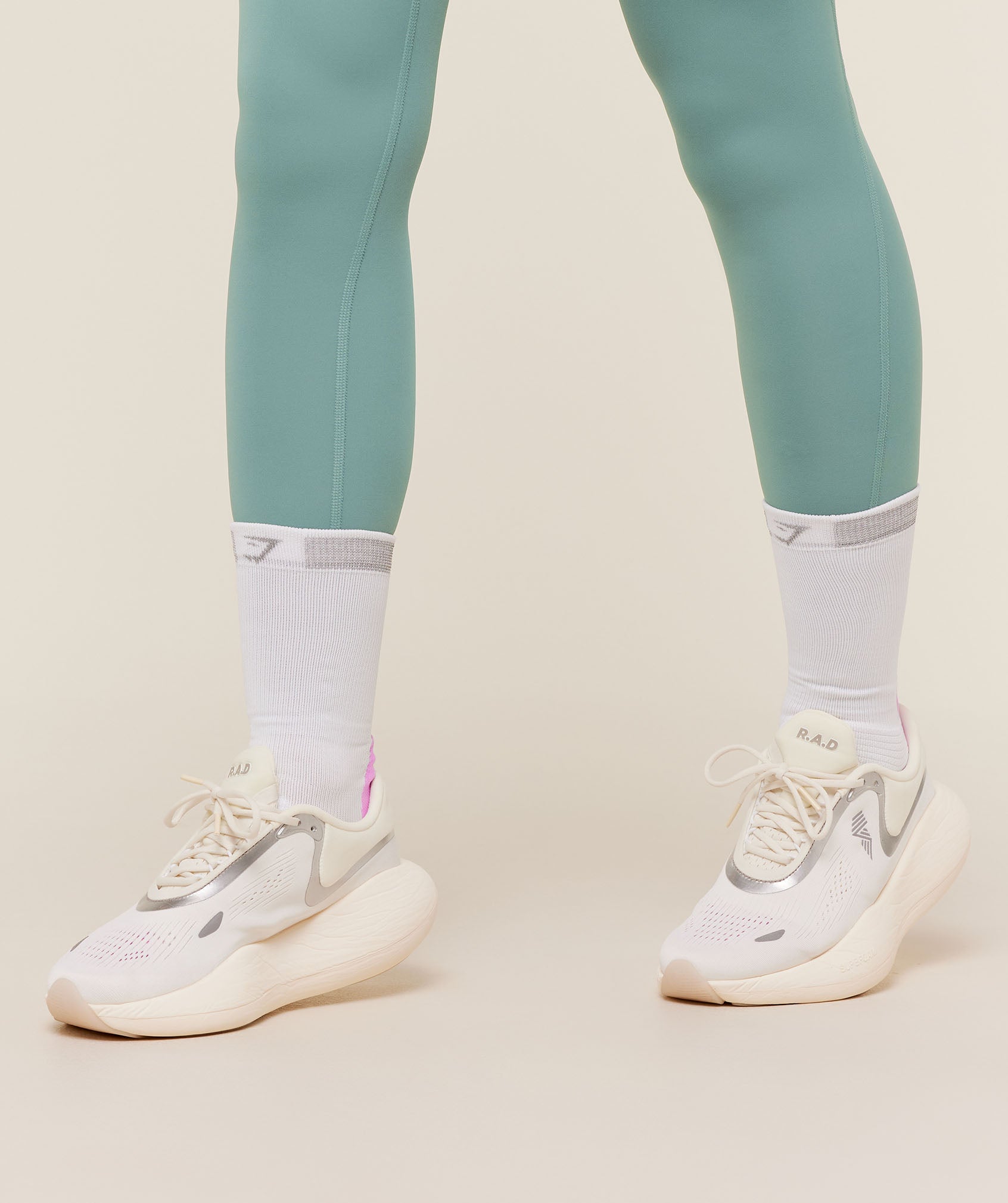 Women's Gymshark Running Elite Crew Sock Single White