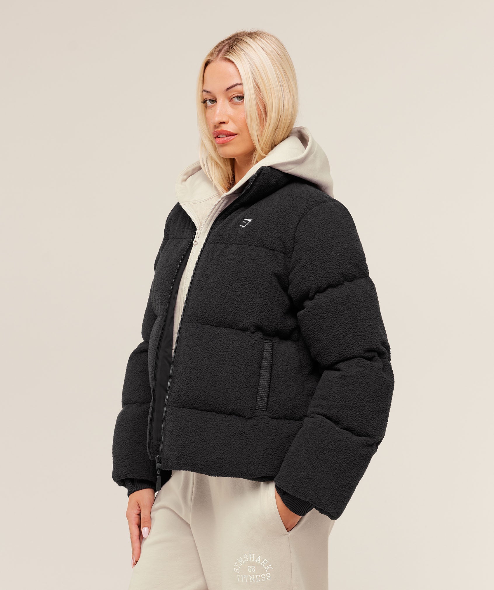 Women's Gymshark Sherpa Puffer Jacket Black