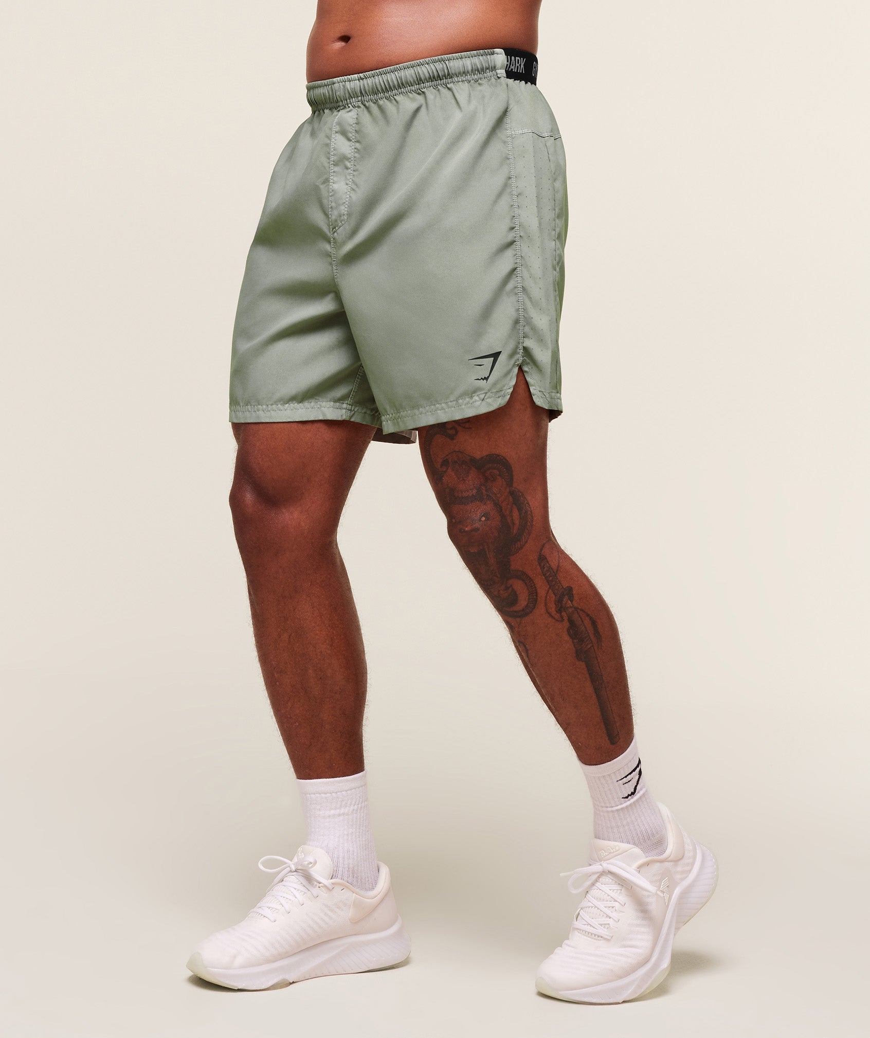 Gymshark Fit Light 7" Shorts Strength Green