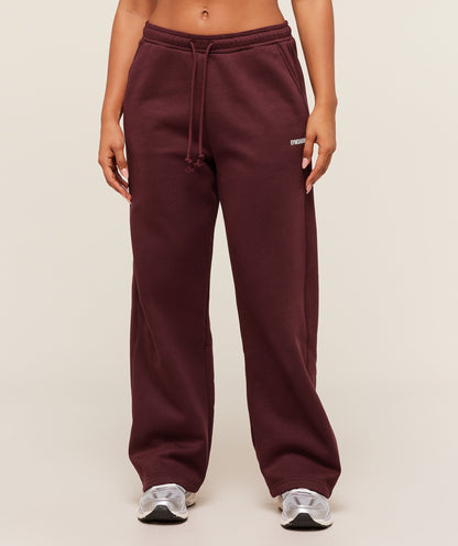 Women's Gymshark Cosy Luxe Straight Leg Regular Joggers Rich Maroon