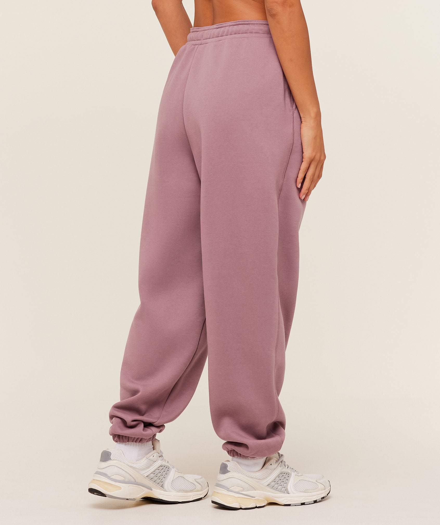 Women's Gymshark Cosy Luxe Cuffed Joggers Calm Pink