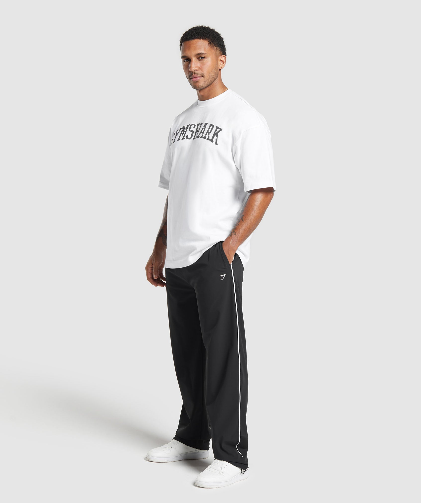 Gymshark Contrast Straight Leg Pant Black