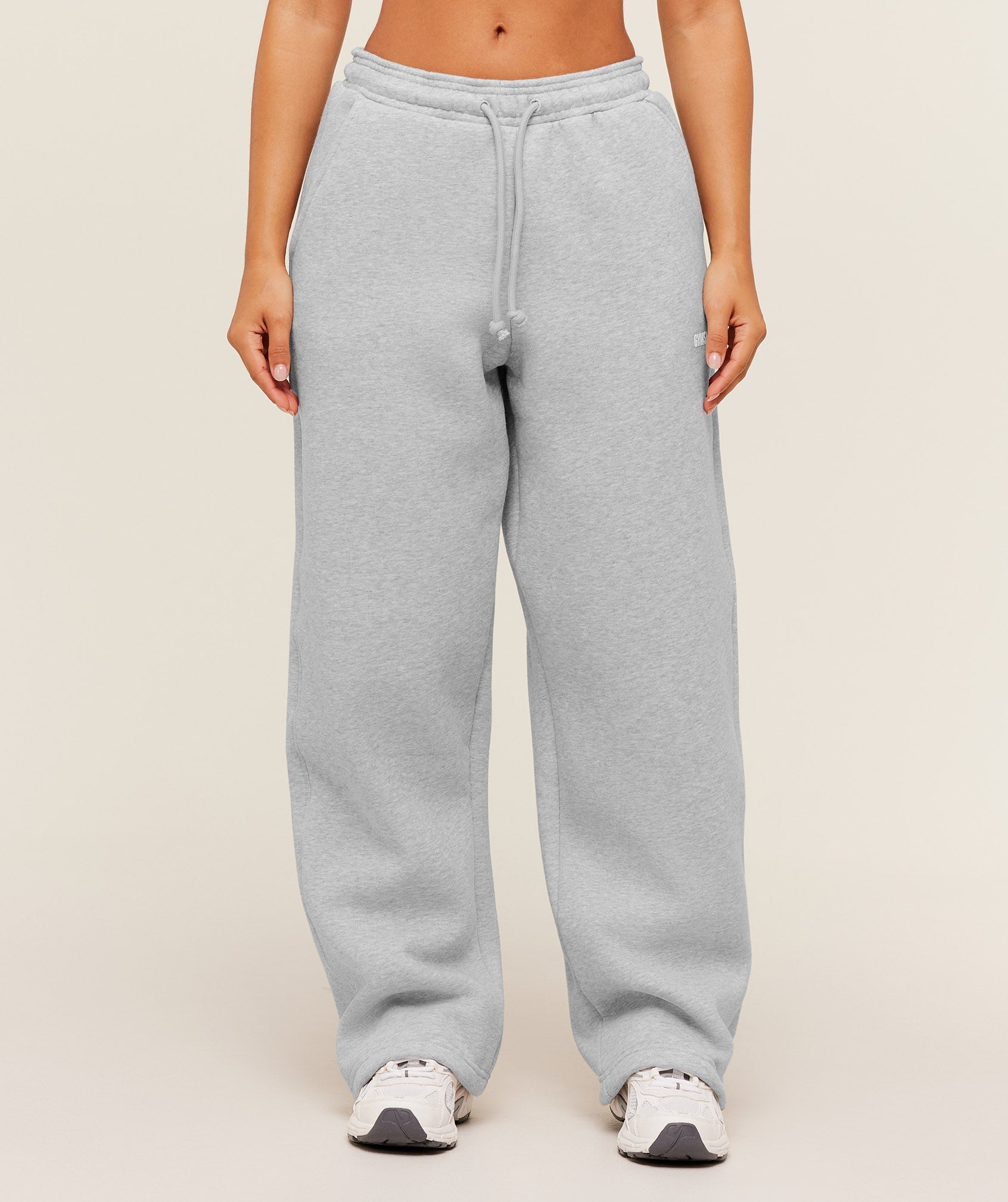 Women's Gymshark Cosy Luxe Straight Leg Short Joggers Bros Soft Grey Marl