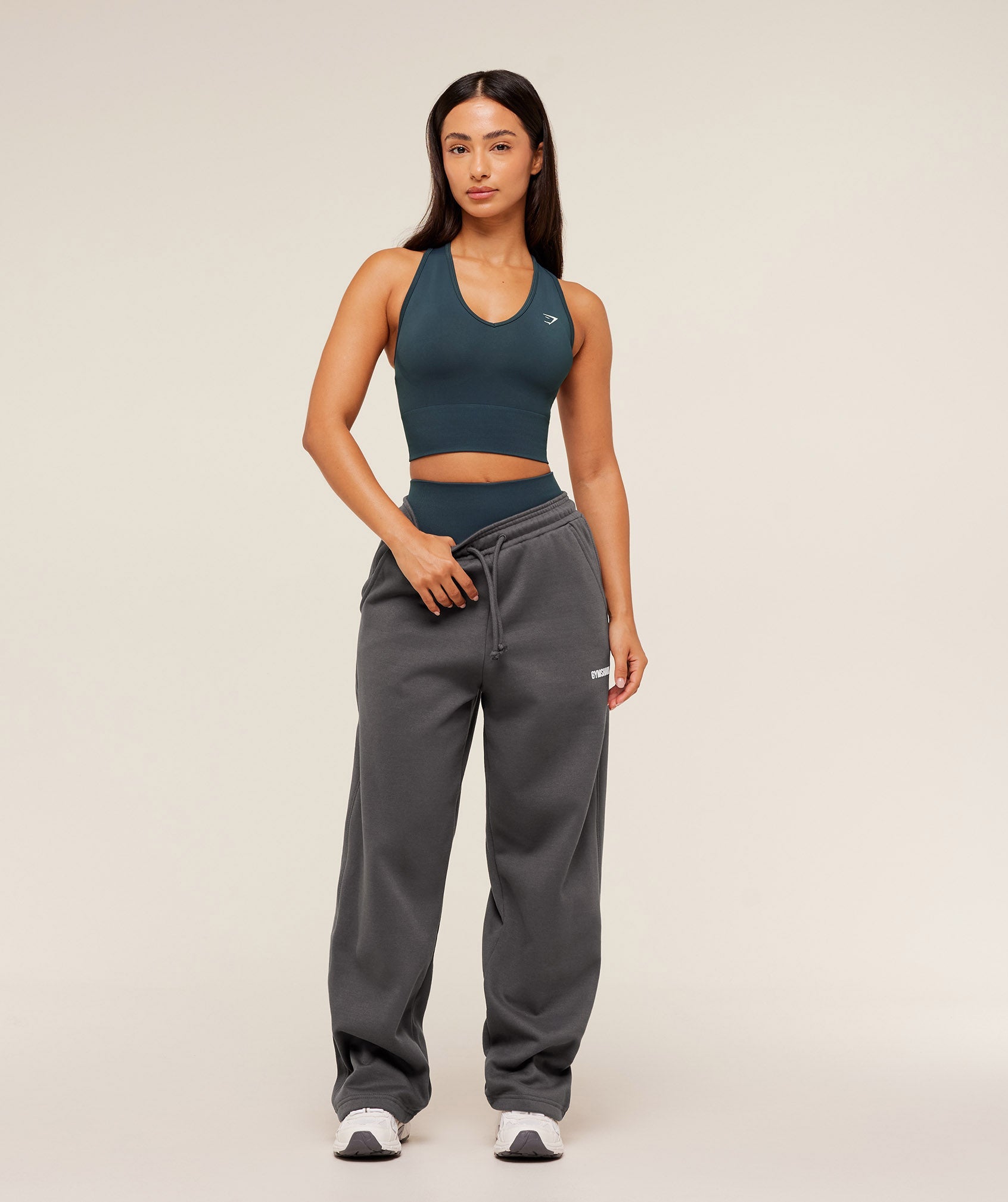 Women's Gymshark Cosy Luxe Straight Leg Short Joggers Onyx Grey