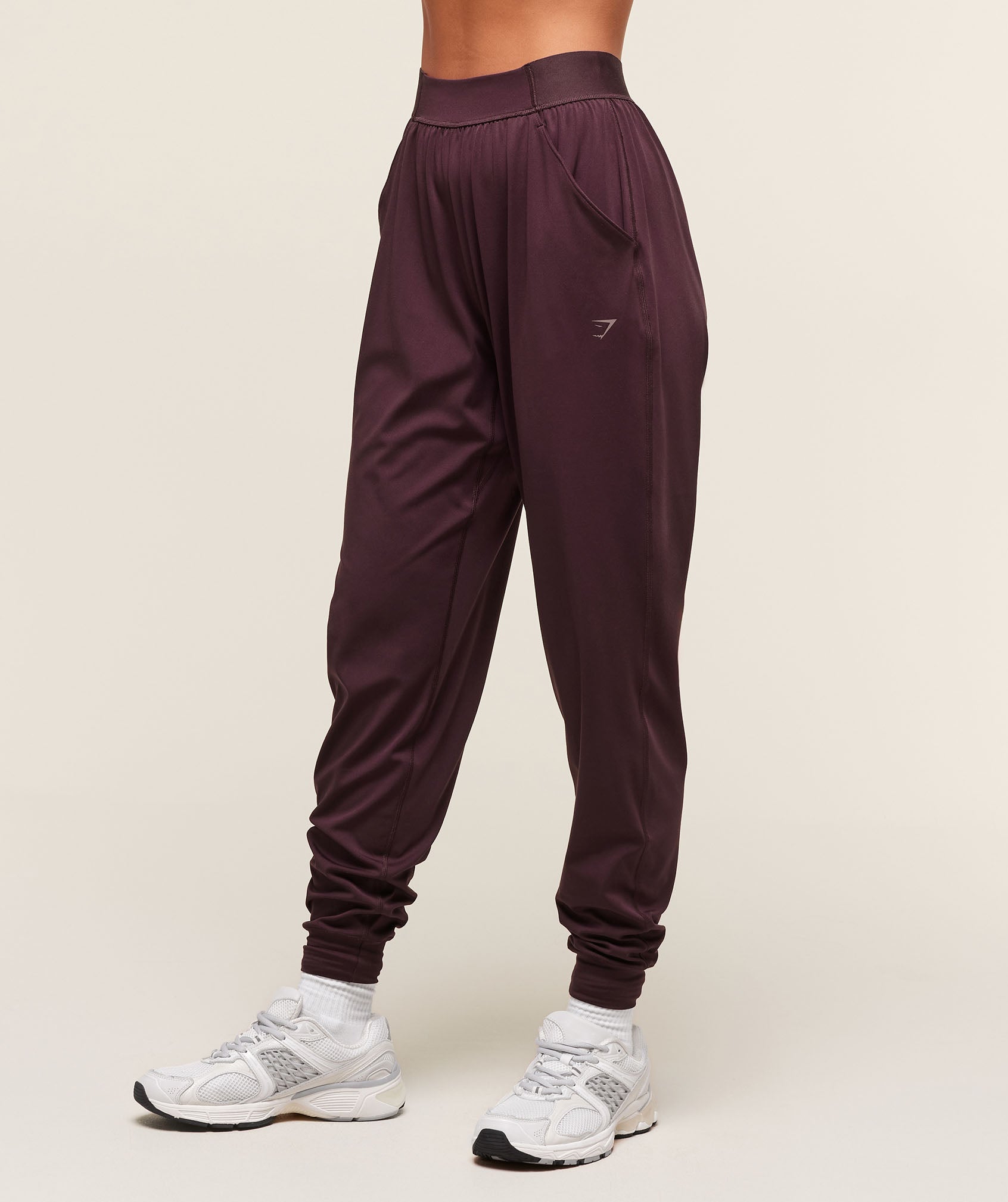 Women's Gymshark Covered Jogger Cherry Purple