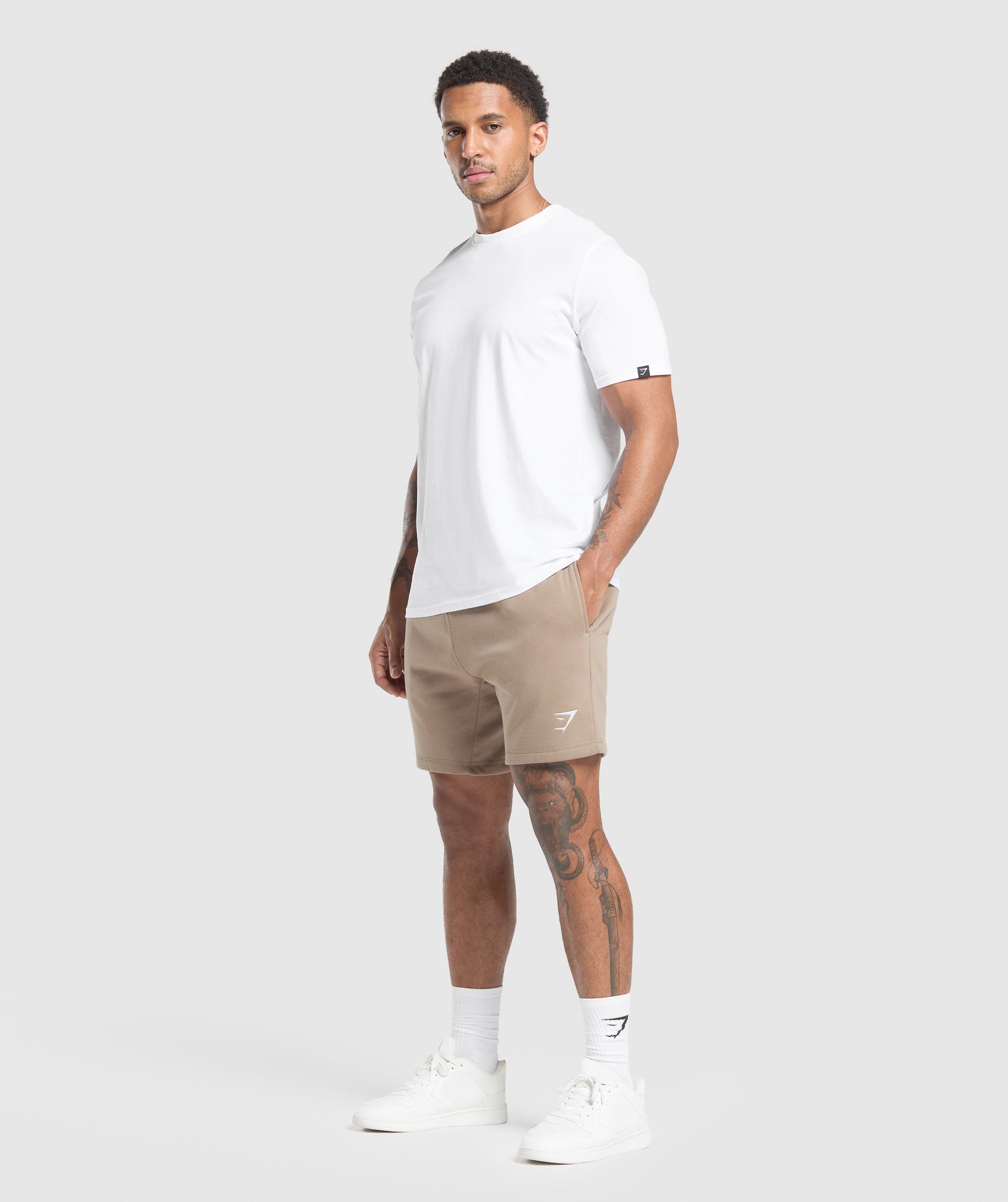 Gymshark Crest 7" Shorts Lifestyle Brown