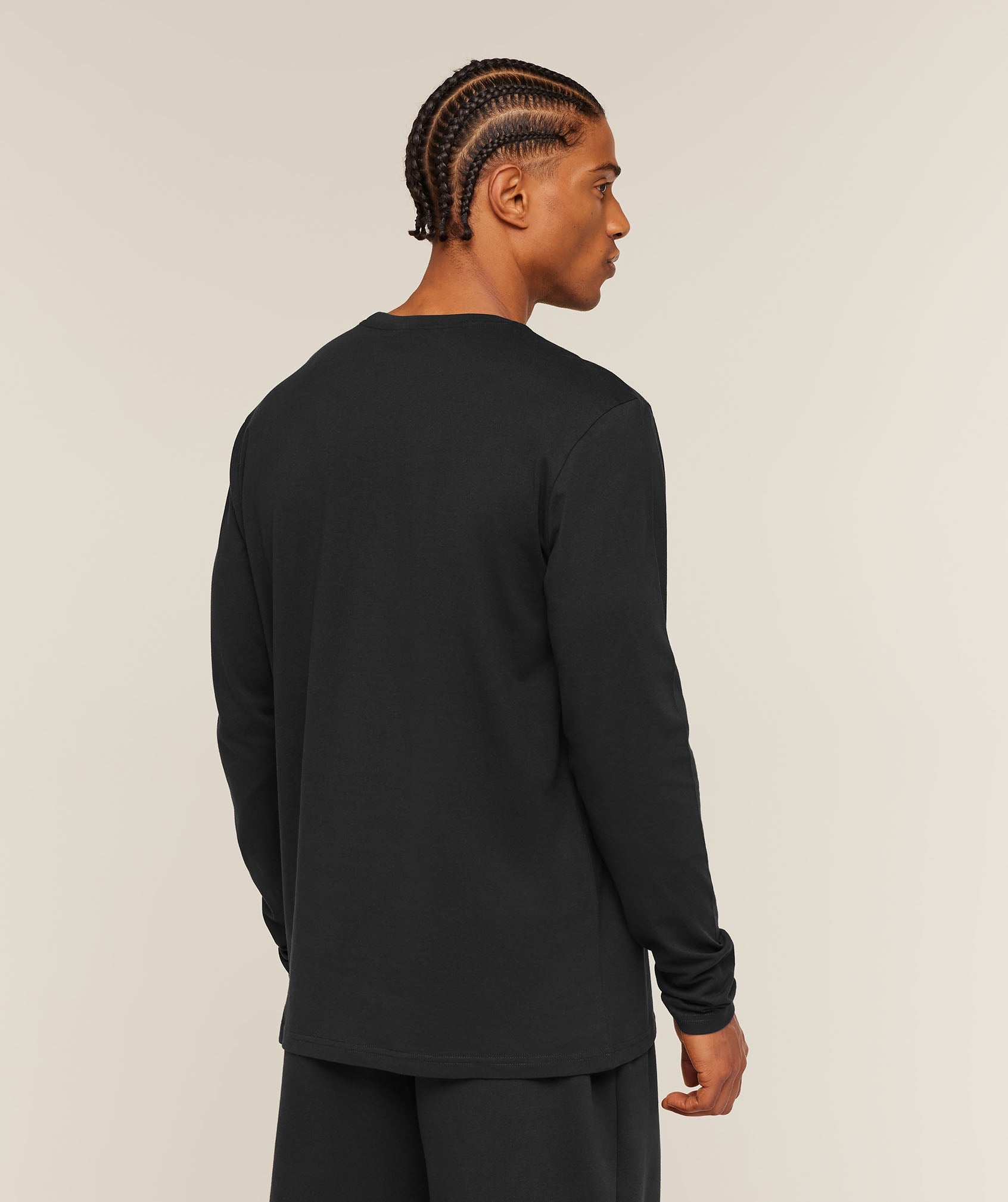 Gymshark Crest Long Sleeve T-Shirt Black