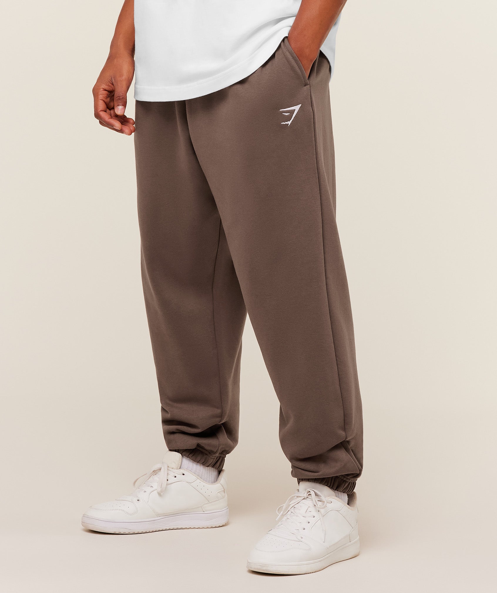 Gymshark Crest Oversized Joggers Soft Brown