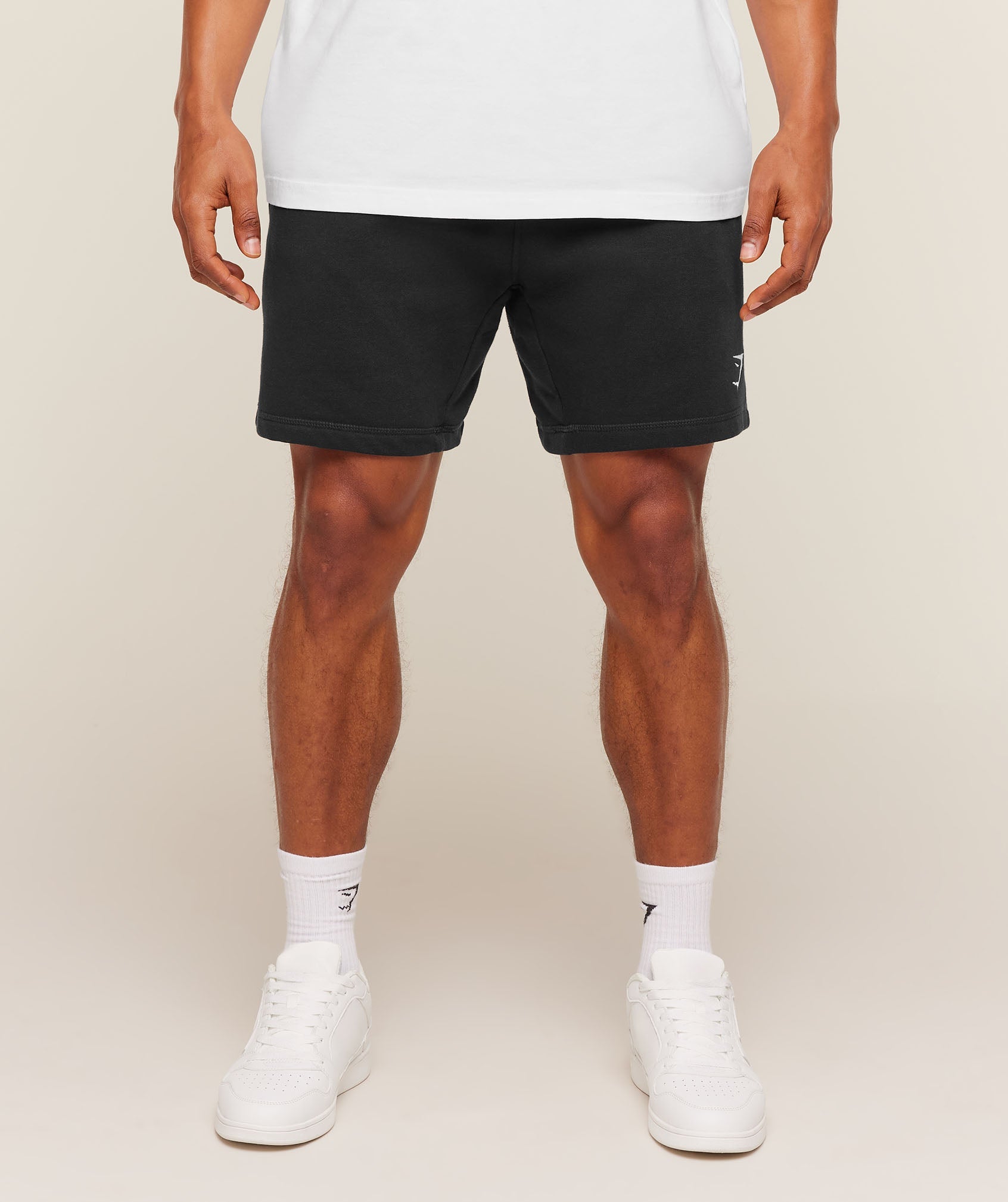 Gymshark Crest 7" Shorts Black