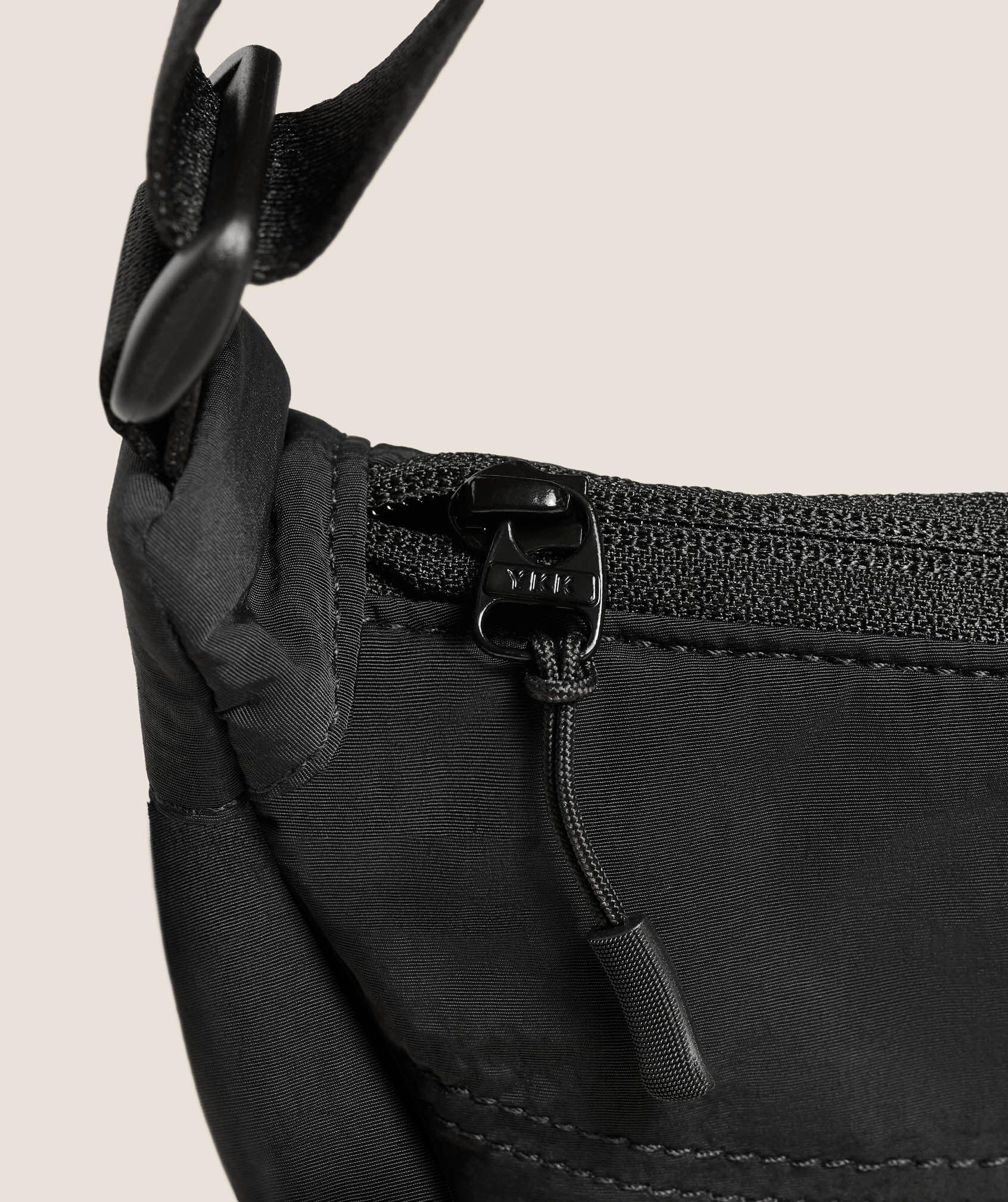 Gymshark Pleat Crossbody Black