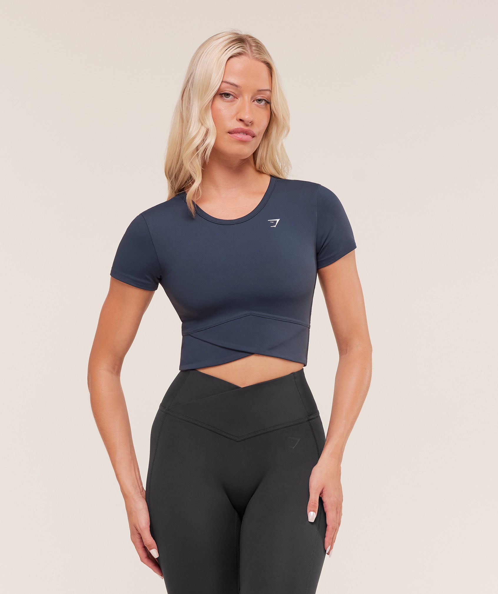 Women's Gymshark Crossover Midi Top With Shelf Heavy Blue