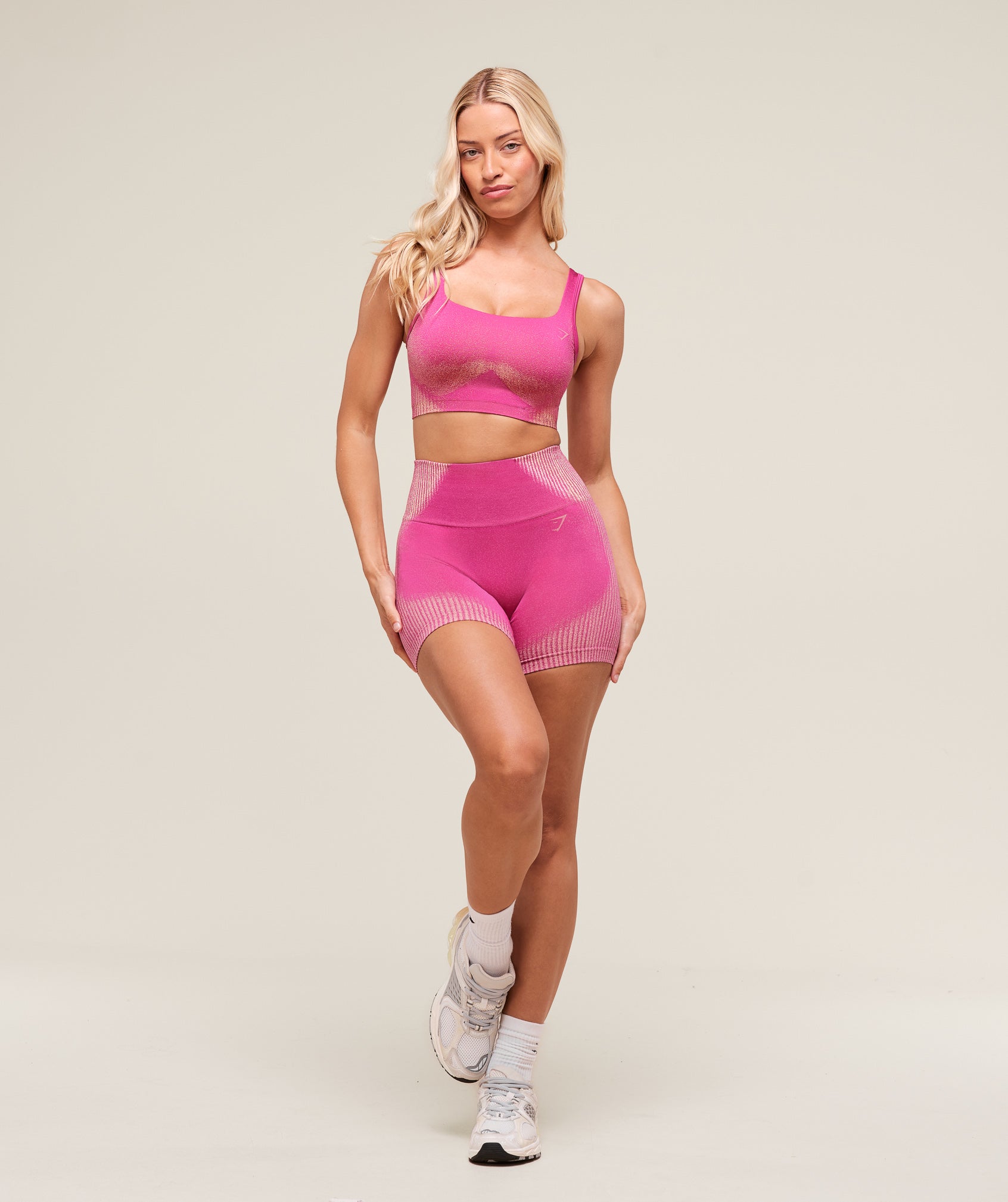 Women's Gymshark Diffuse Seamless Sports Bra Winning Pink