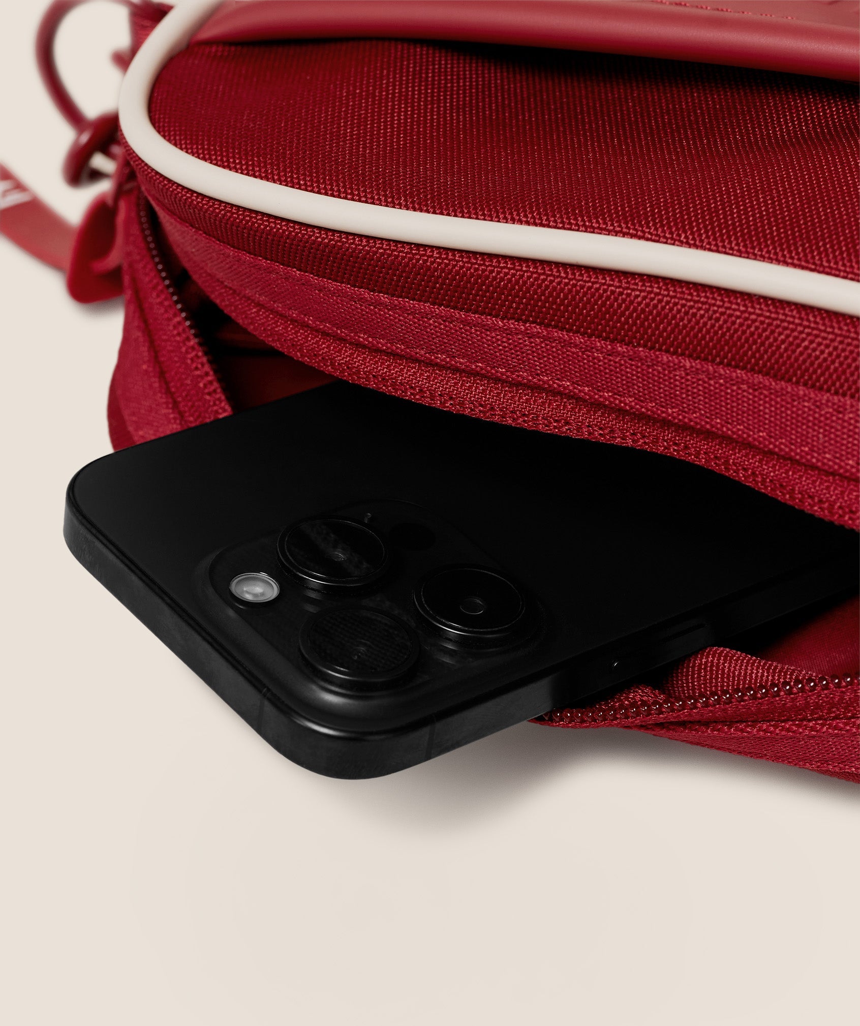 Gymshark Everyday Camera Bag Athletic Burgundy