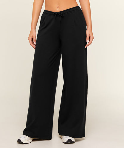 Women's Gymshark Lightweight Wide Leg Pants Regular Black