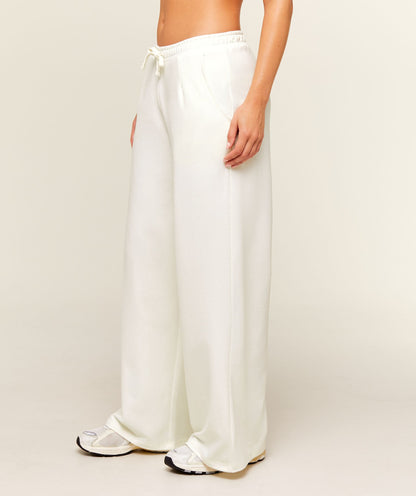 Women's Gymshark Lightweight Wide Leg Pants Regular Soft White